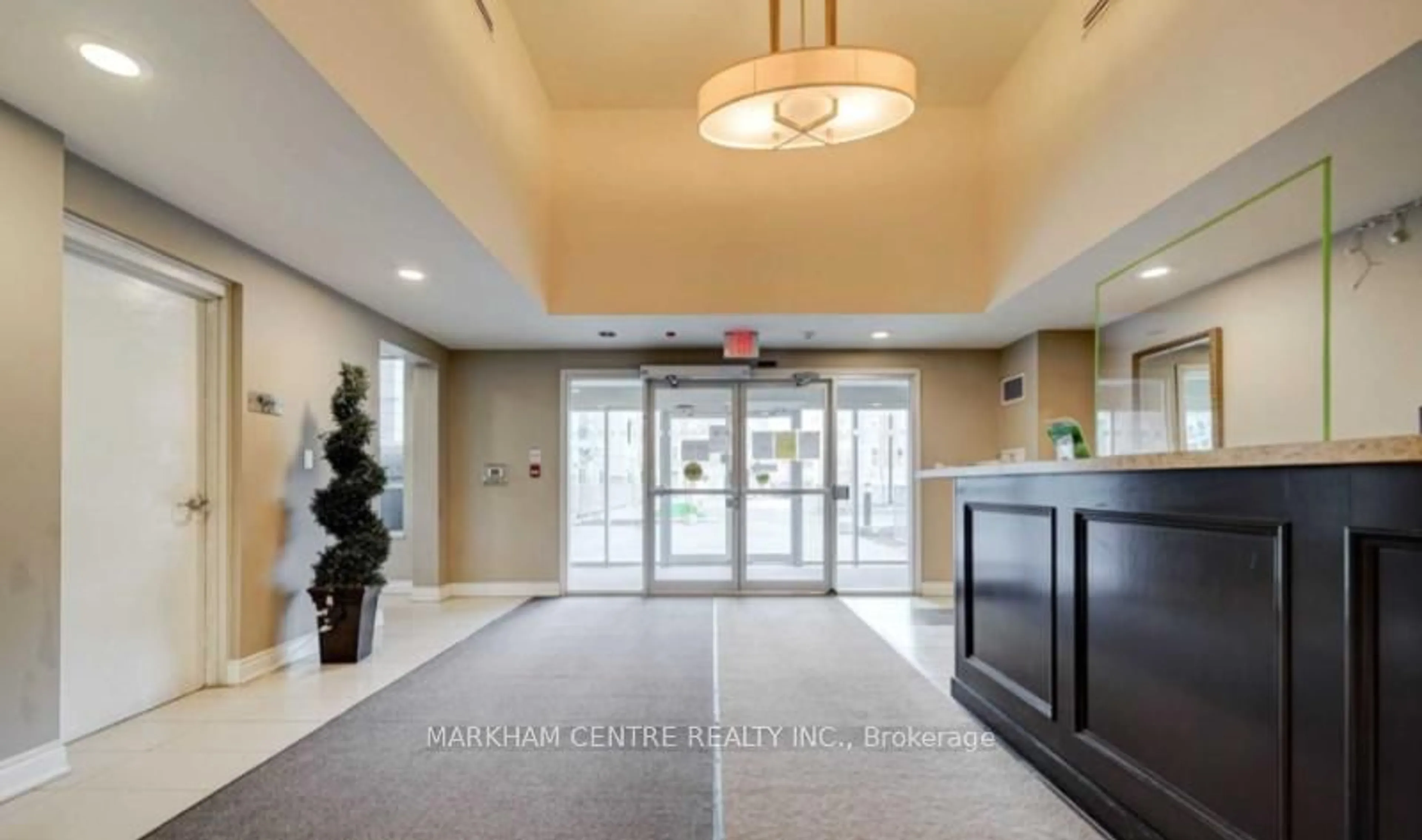 Indoor foyer for 4600 Steeles Ave #116, Markham Ontario L3R 5J1