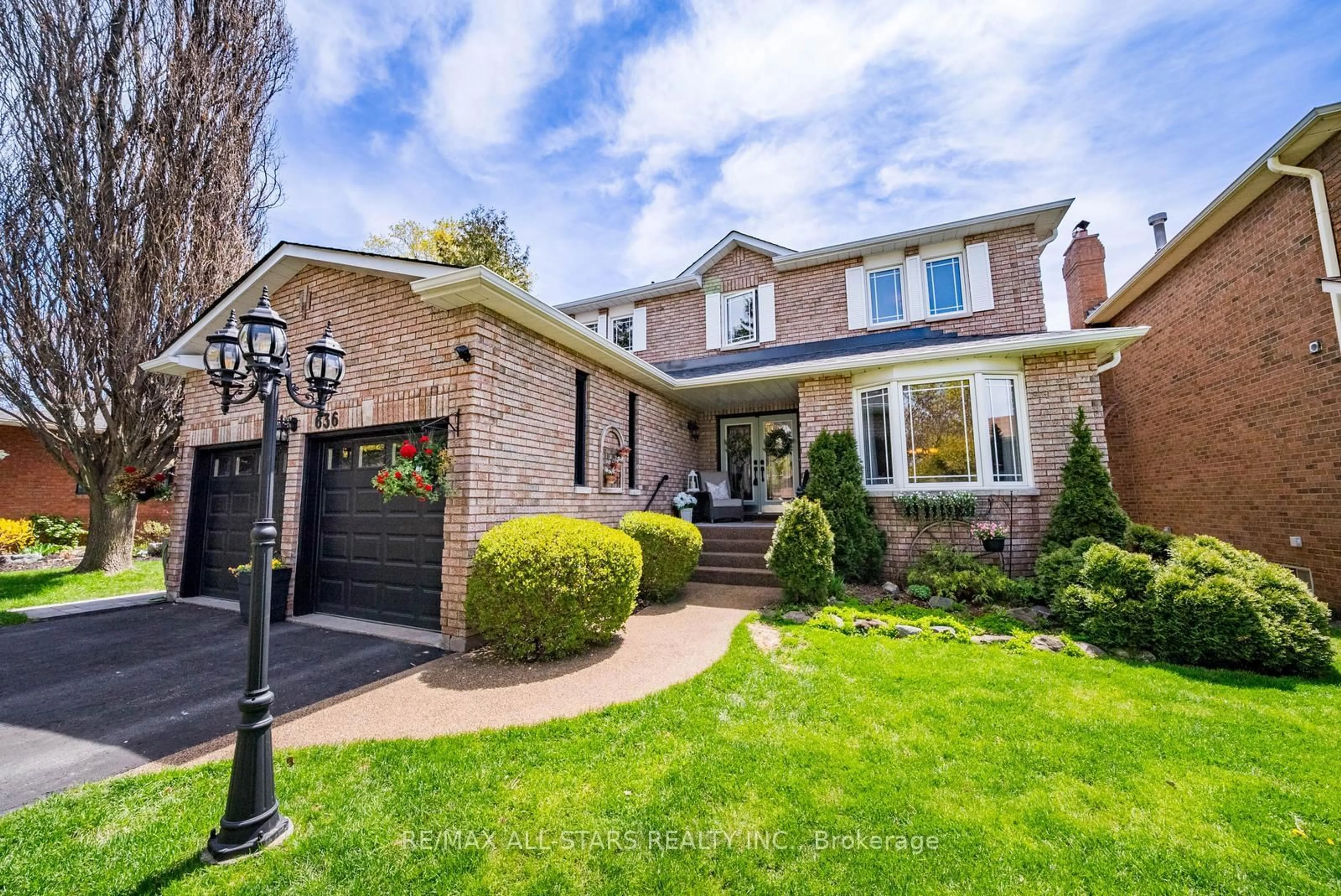 Home with brick exterior material, street for 636 Rupert Ave, Whitchurch-Stouffville Ontario L4A 8B8