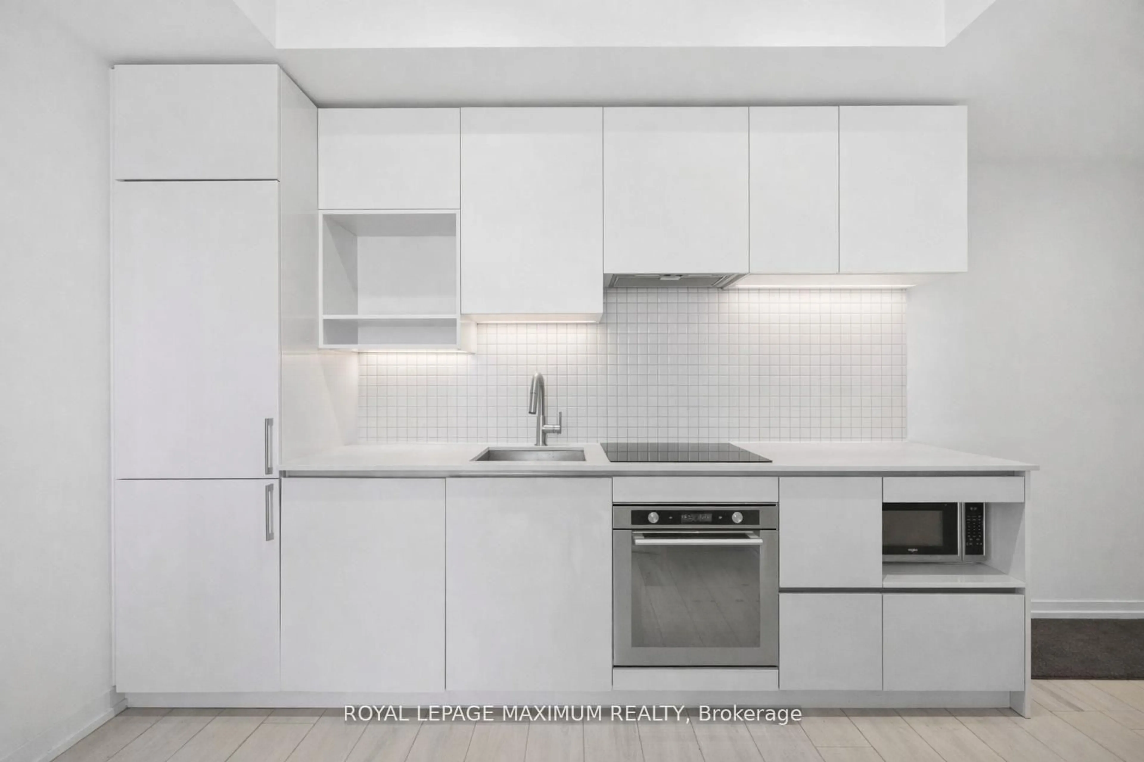 Standard kitchen, unknown for 5 Buttermill Ave #5512, Vaughan Ontario L4K 0J5