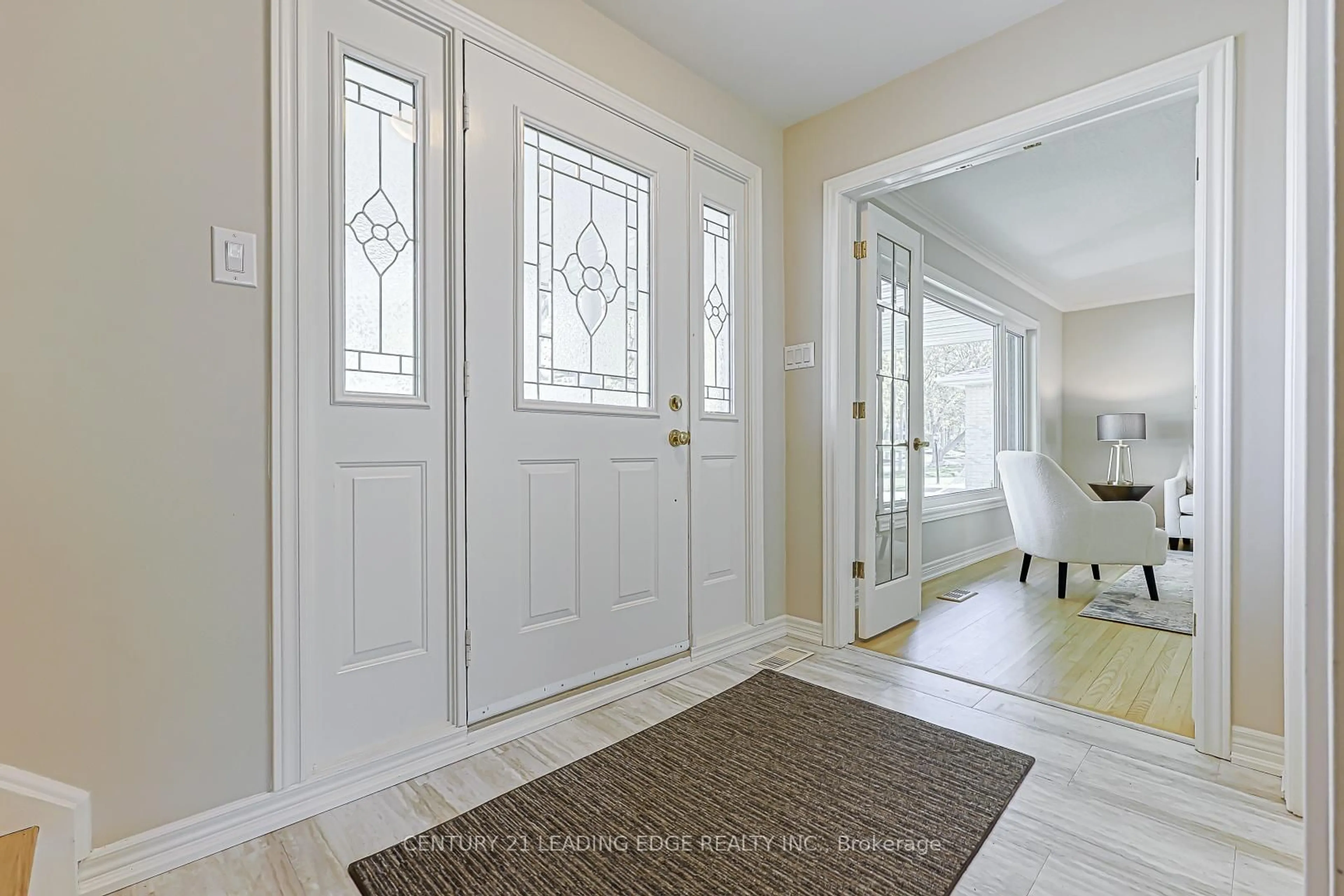 Indoor entryway for 37 John Dexter Pl, Markham Ontario L3P 3G2