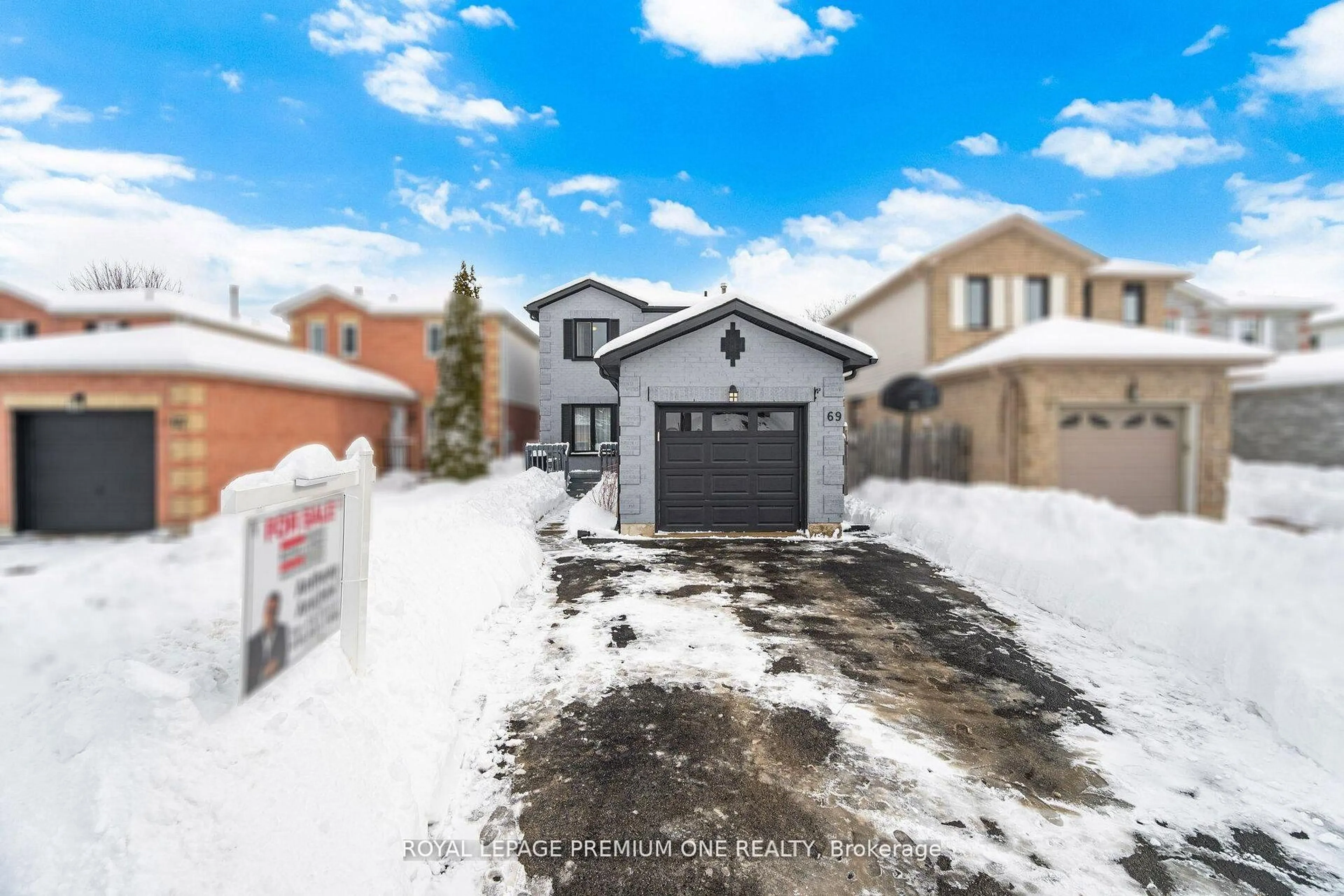 Unknown for 69 Mcknight Cres, New Tecumseth Ontario L0G 1W0