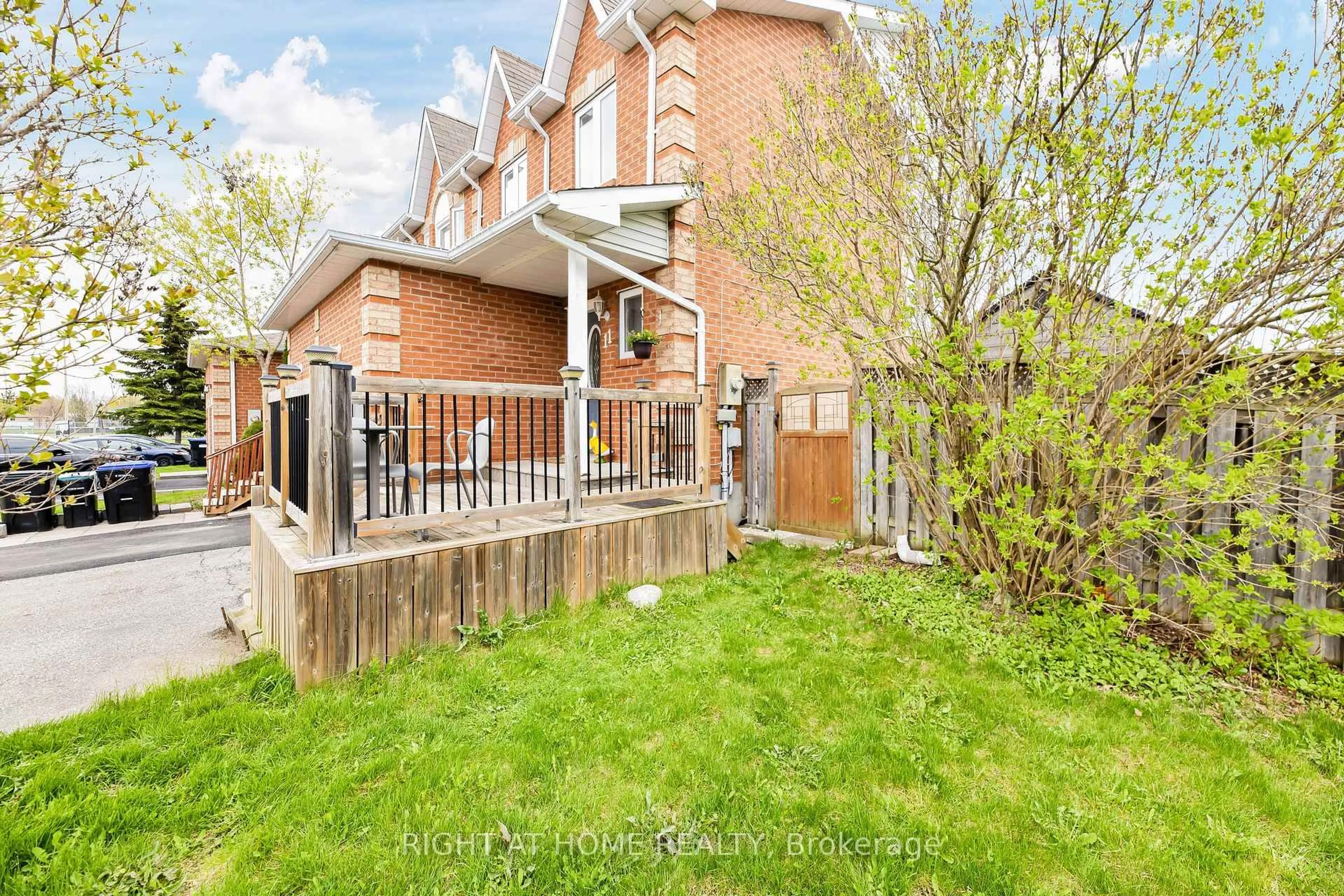 Unknown for 11 Potter Cres, New Tecumseth Ontario L0G 1W0