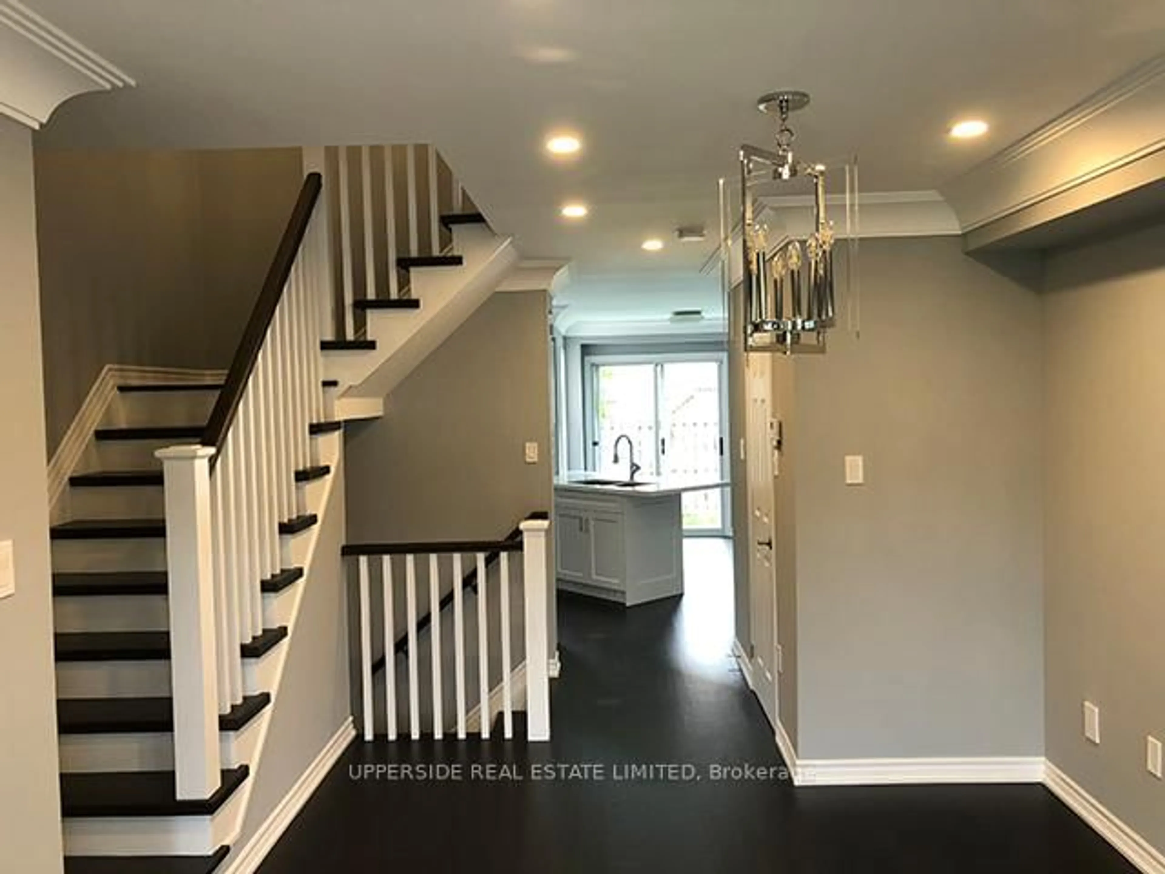 Unknown for 5 Holmwood St, Richmond Hill Ontario L4B 4K4