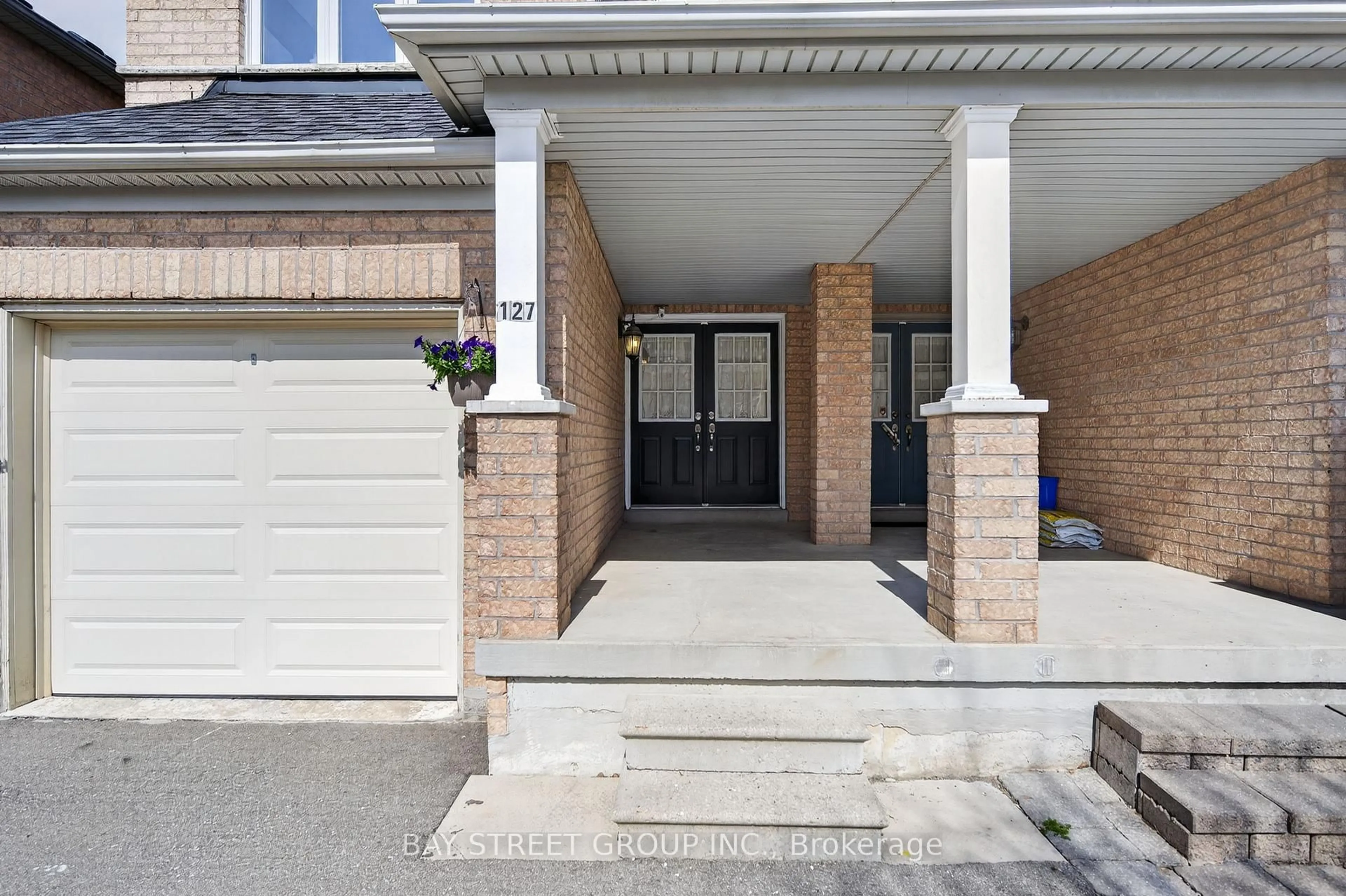 Home with brick exterior material, street for 127 Guinevere Rd, Markham Ontario L3S 4V1