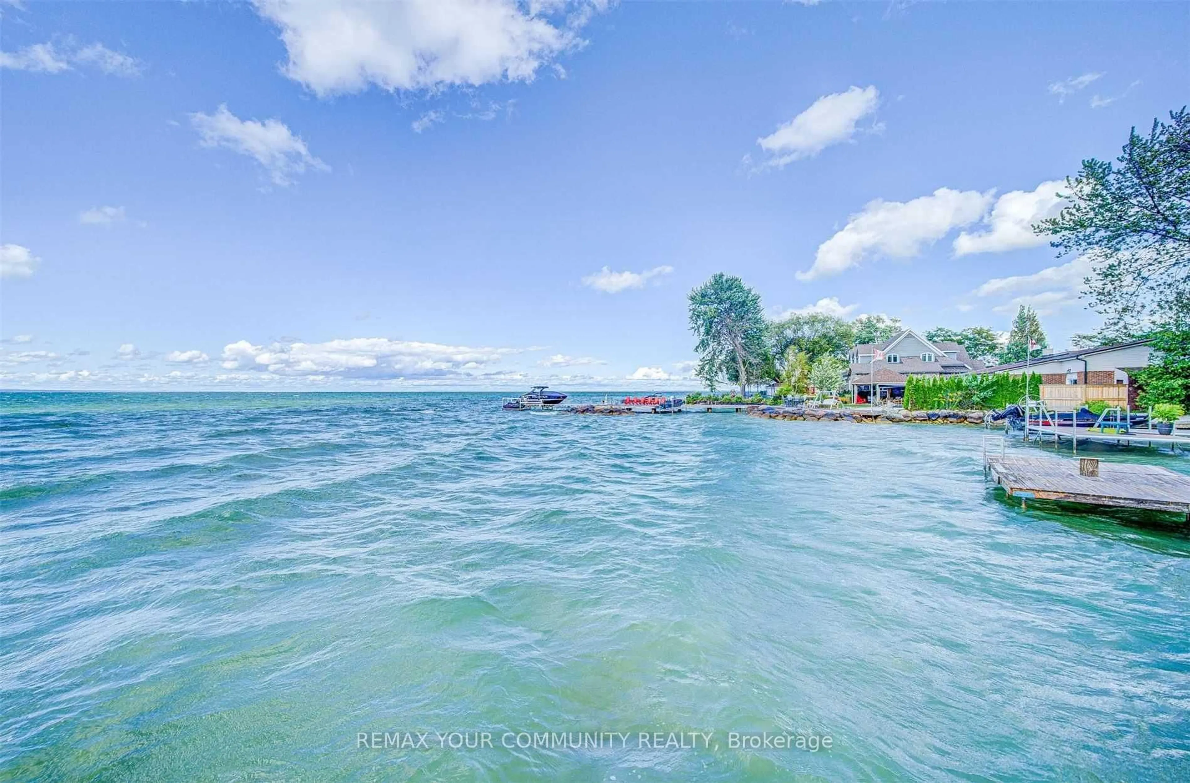 Pool for 228 Lake Dr, Georgina Ontario L4P 3E9
