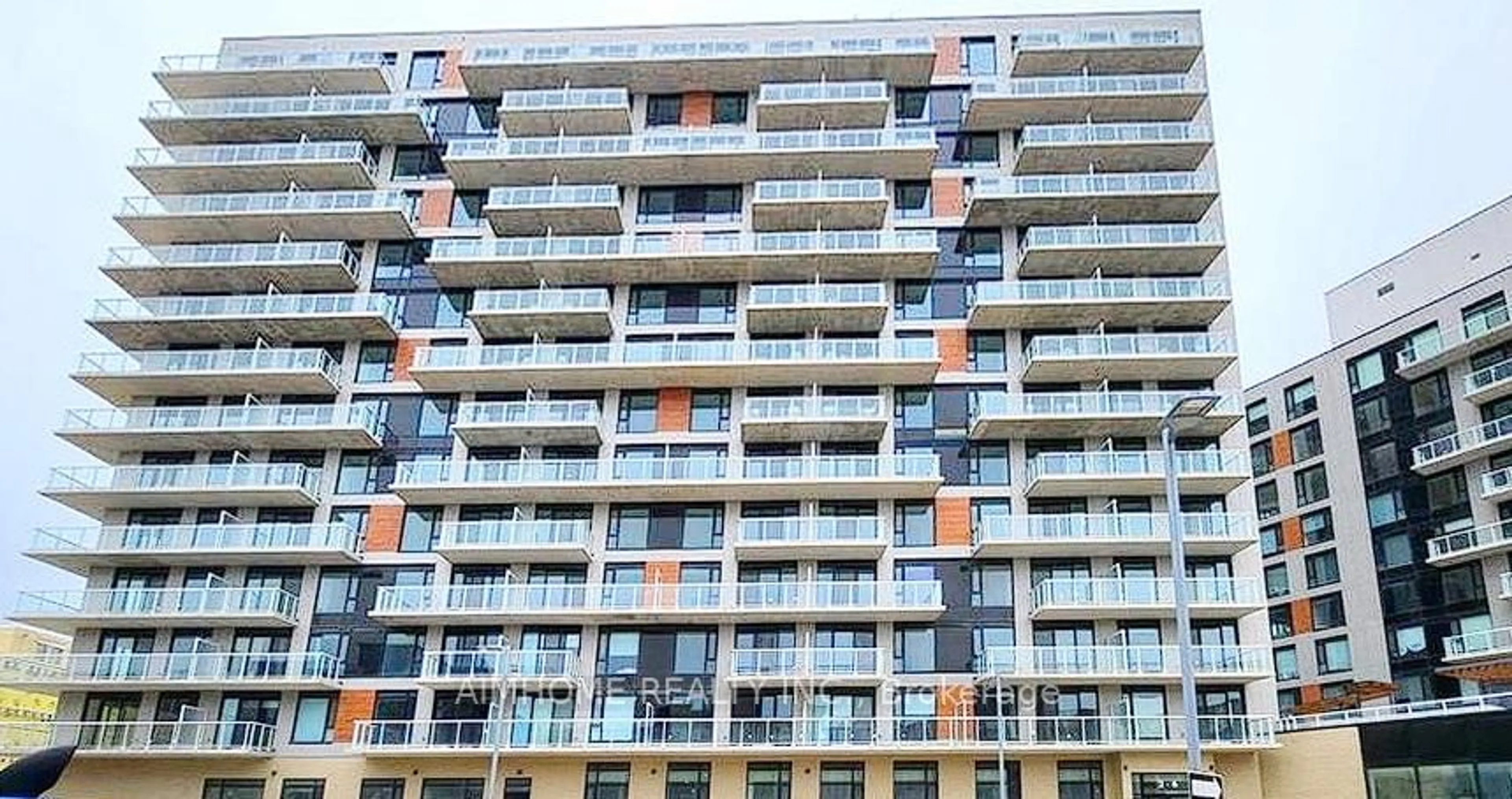 Balcony in the apartment, unknown for 2 David Eyer Rd #829, Richmond Hill Ontario L4S 0N6