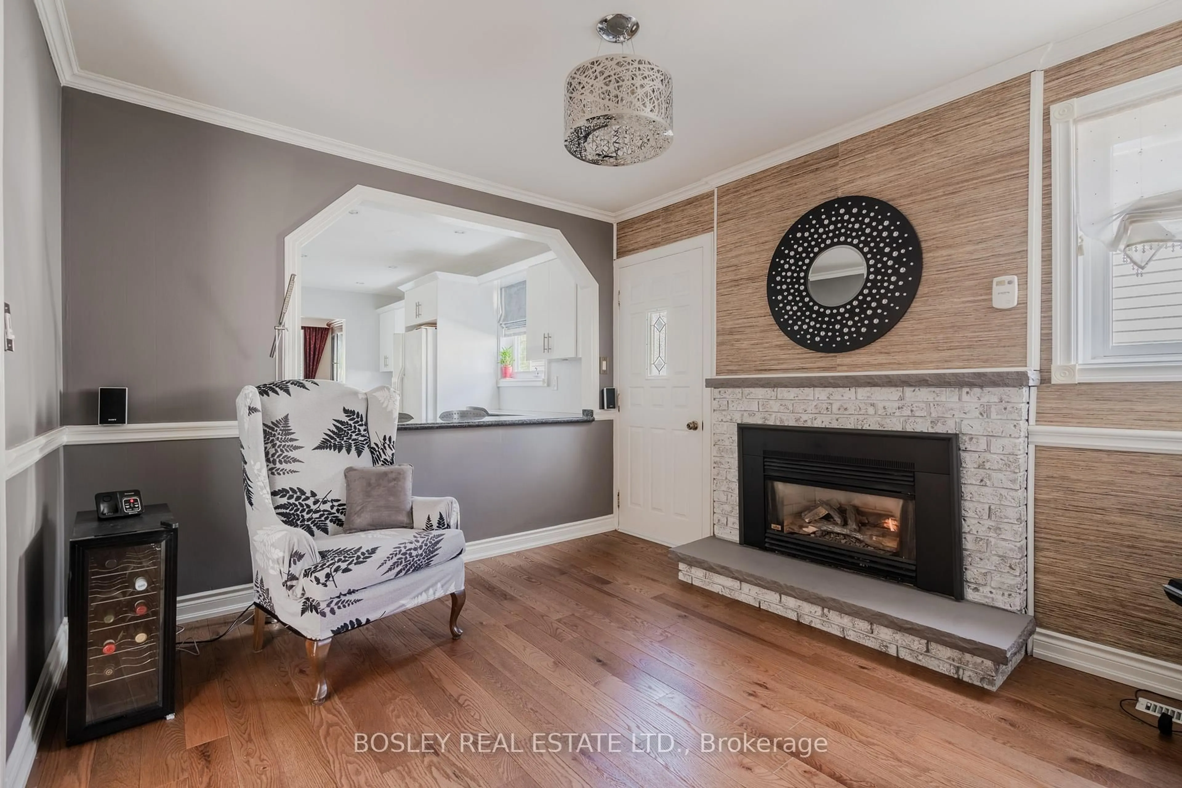 Living room with furniture, unknown for 171 Simonston Blvd, Markham Ontario L3T 4M1