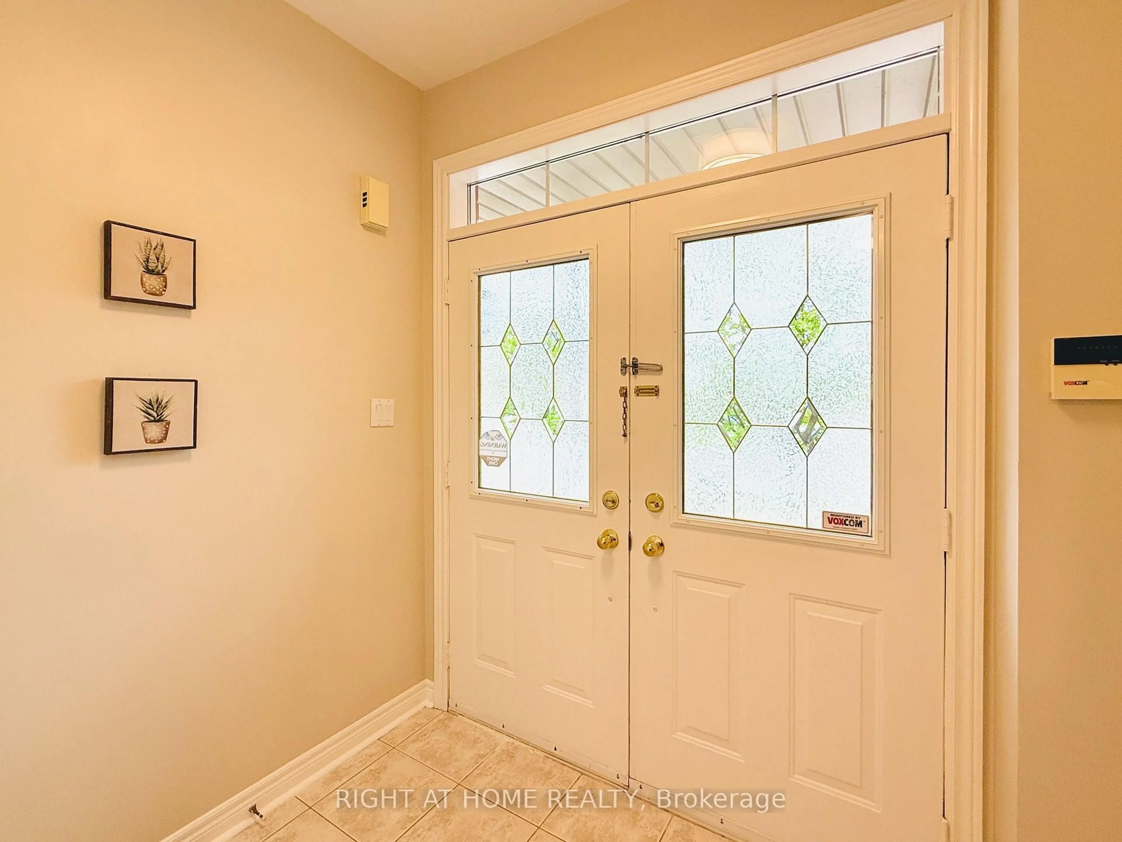 Indoor entryway for 45 Kimono Cres, Richmond Hill Ontario L4S 1X5