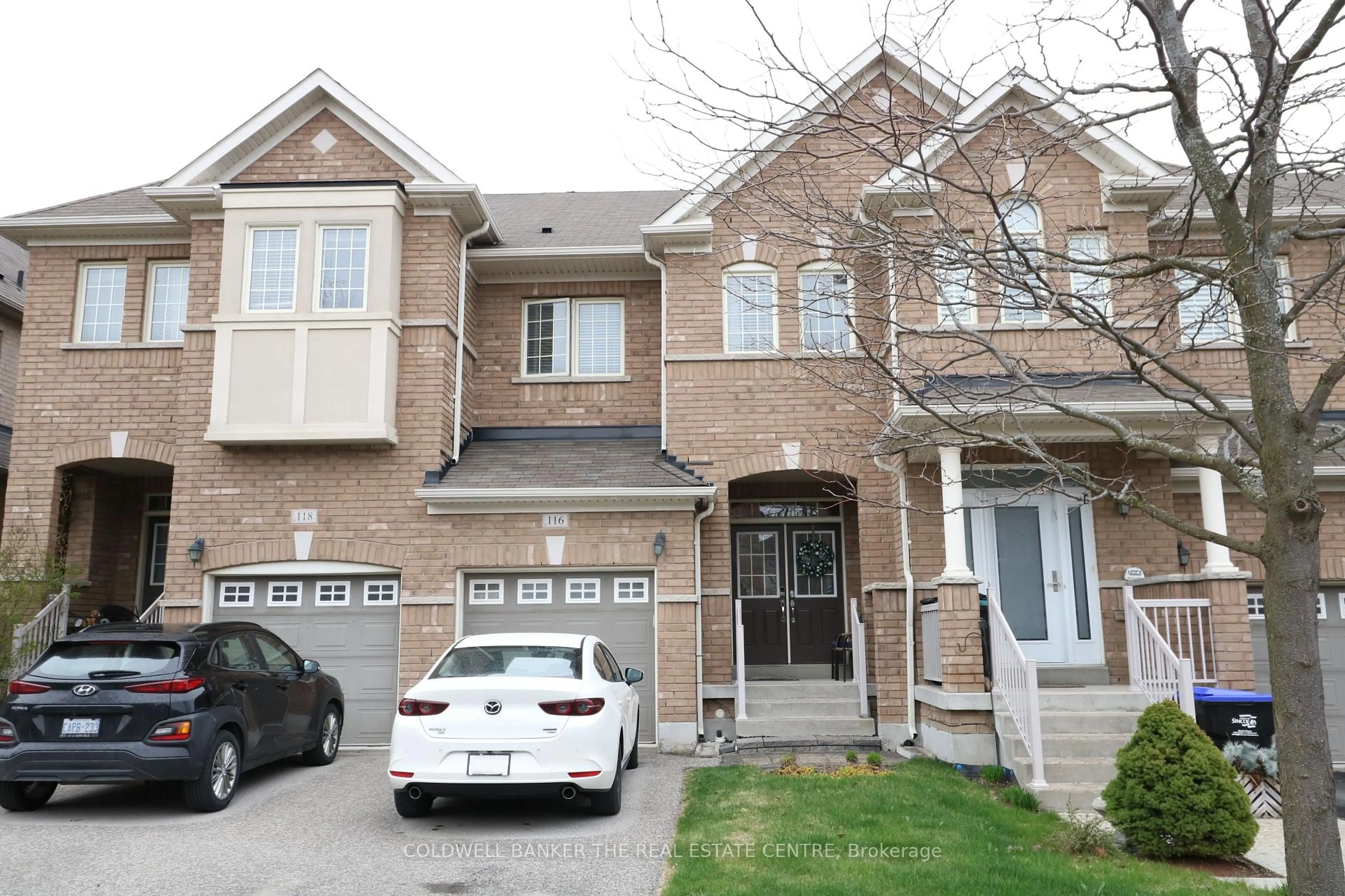 Home with brick exterior material, street for 116 McCann Cres, Bradford West Gwillimbury Ontario L3Z 0M5