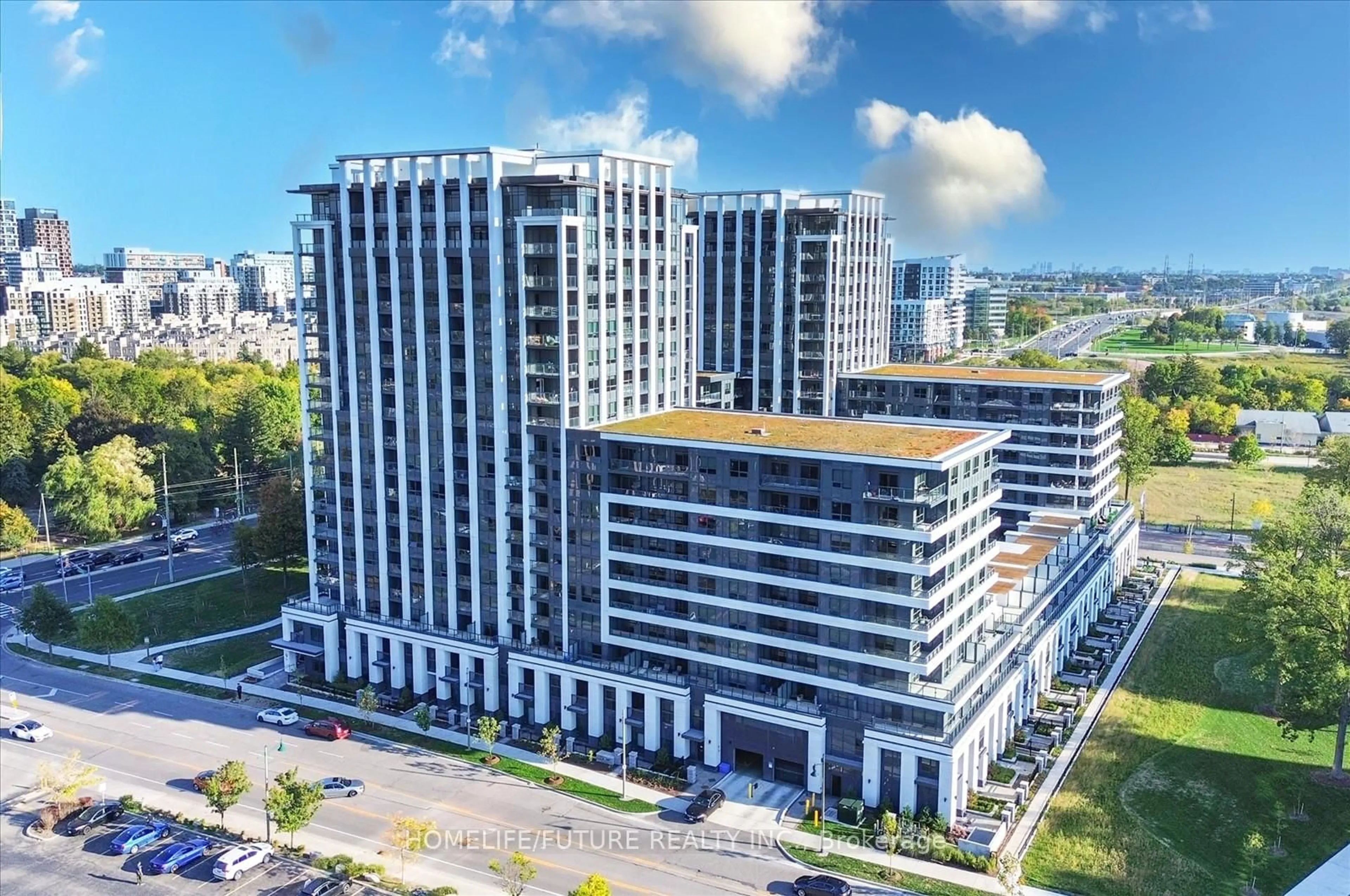 A pic from outside/outdoor area/front of a property/back of a property/a pic from drone, building for 8 Cedarland Dr #1017, Markham Ontario L6G 0H4