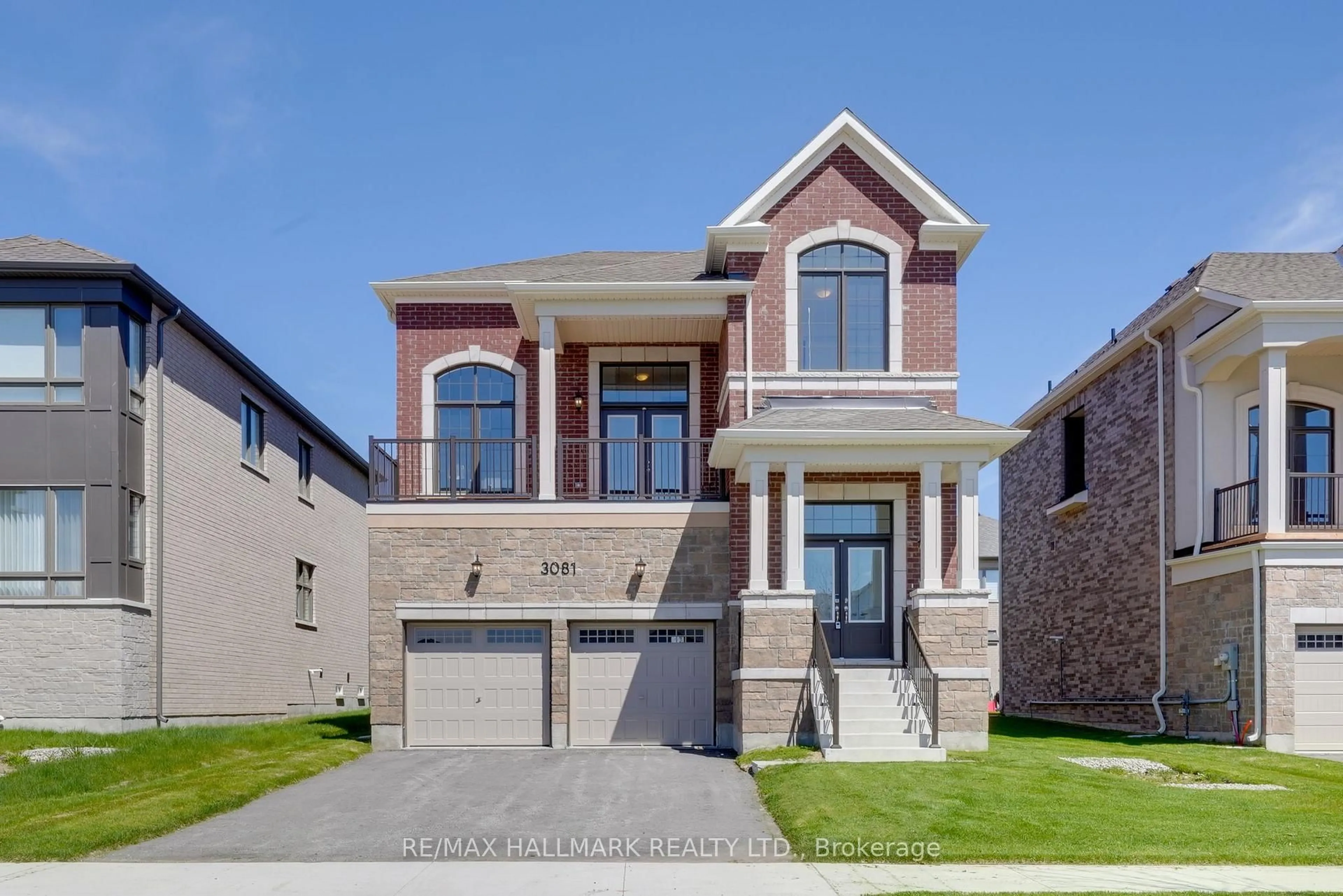 Home with brick exterior material, street for 3081 Ireton St, Innisfil Ontario L9S 0R9