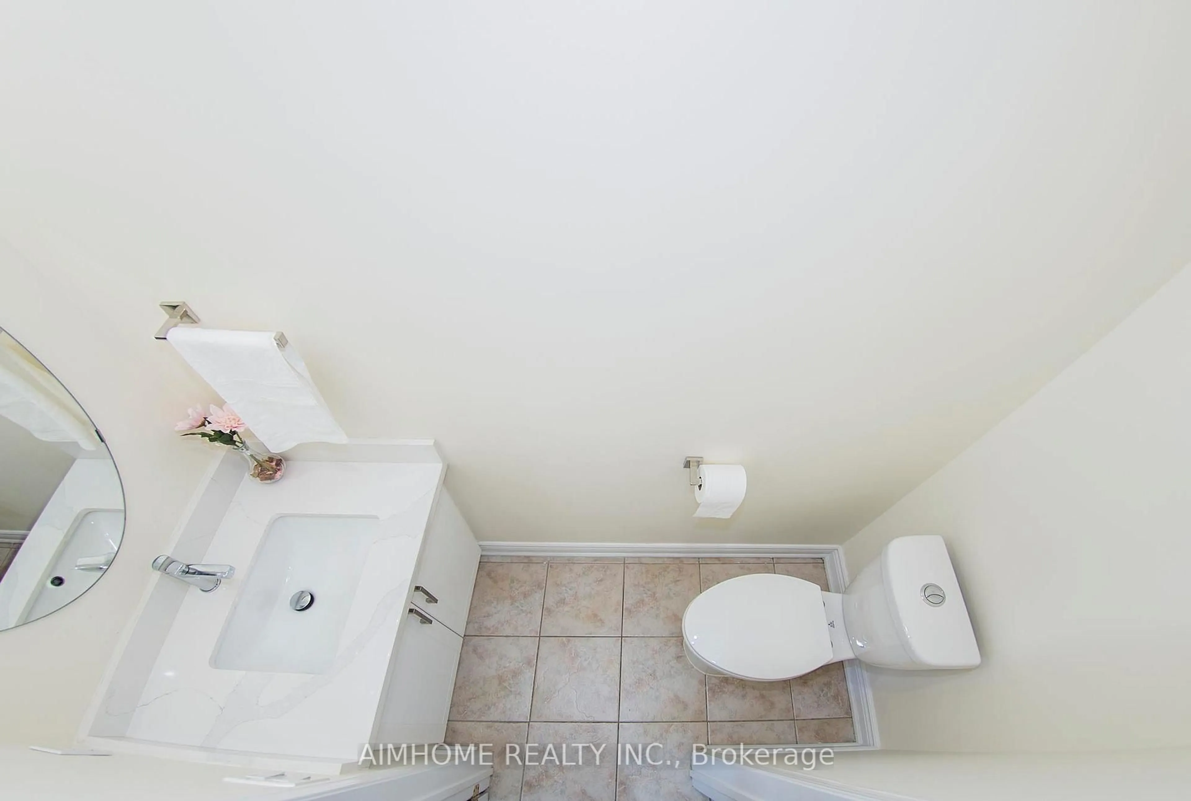 Standard bathroom, unknown for 118 Emery Hill Blvd, Markham Ontario L6C 2S5