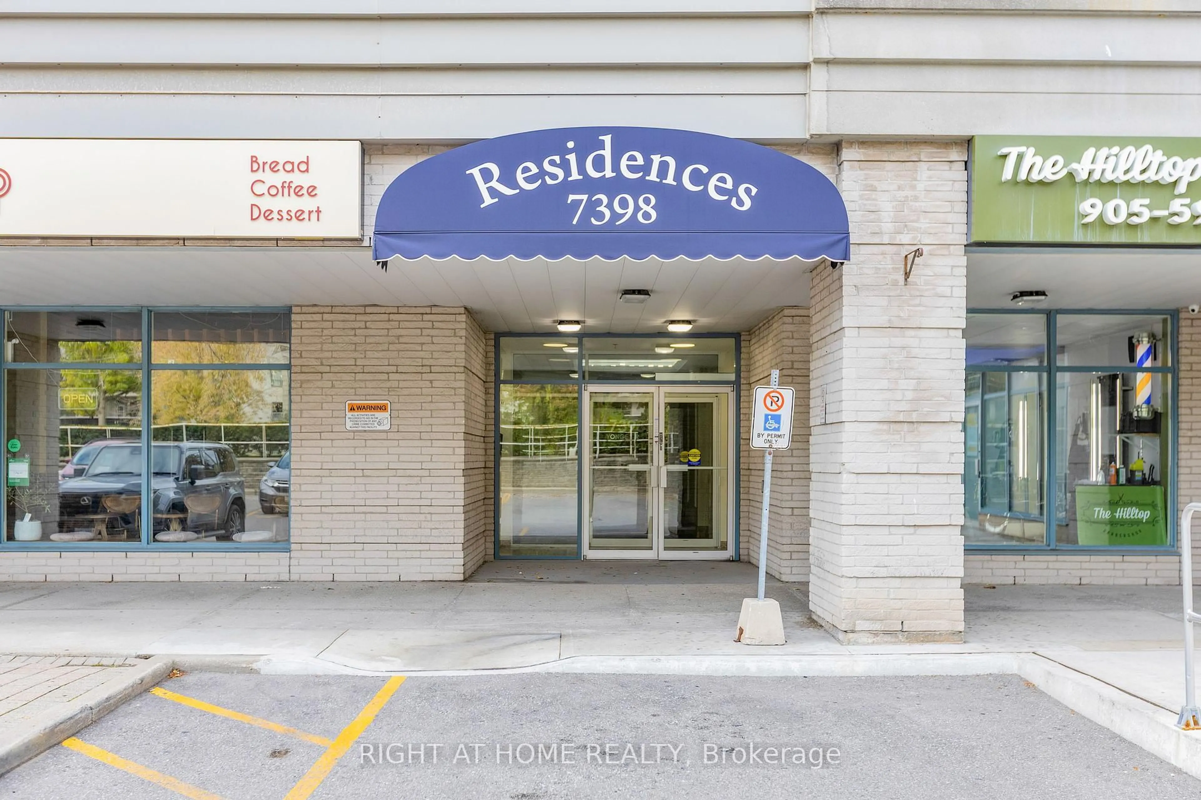 Unknown for 7398 Yonge St #107A, Vaughan Ontario L4J 8J2