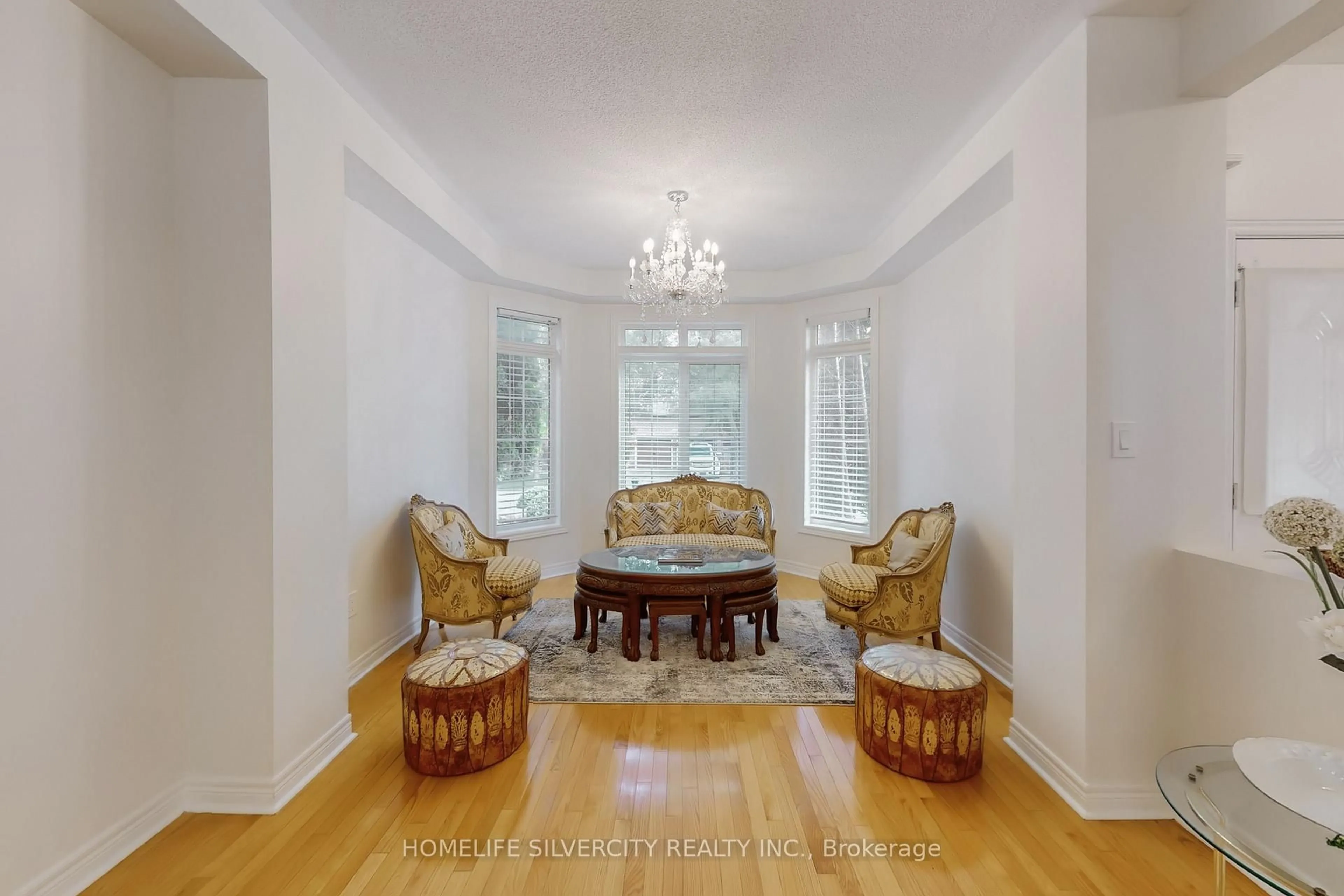 Indoor foyer for 6 Rouge Fairway St, Markham Ontario L3S 4H5