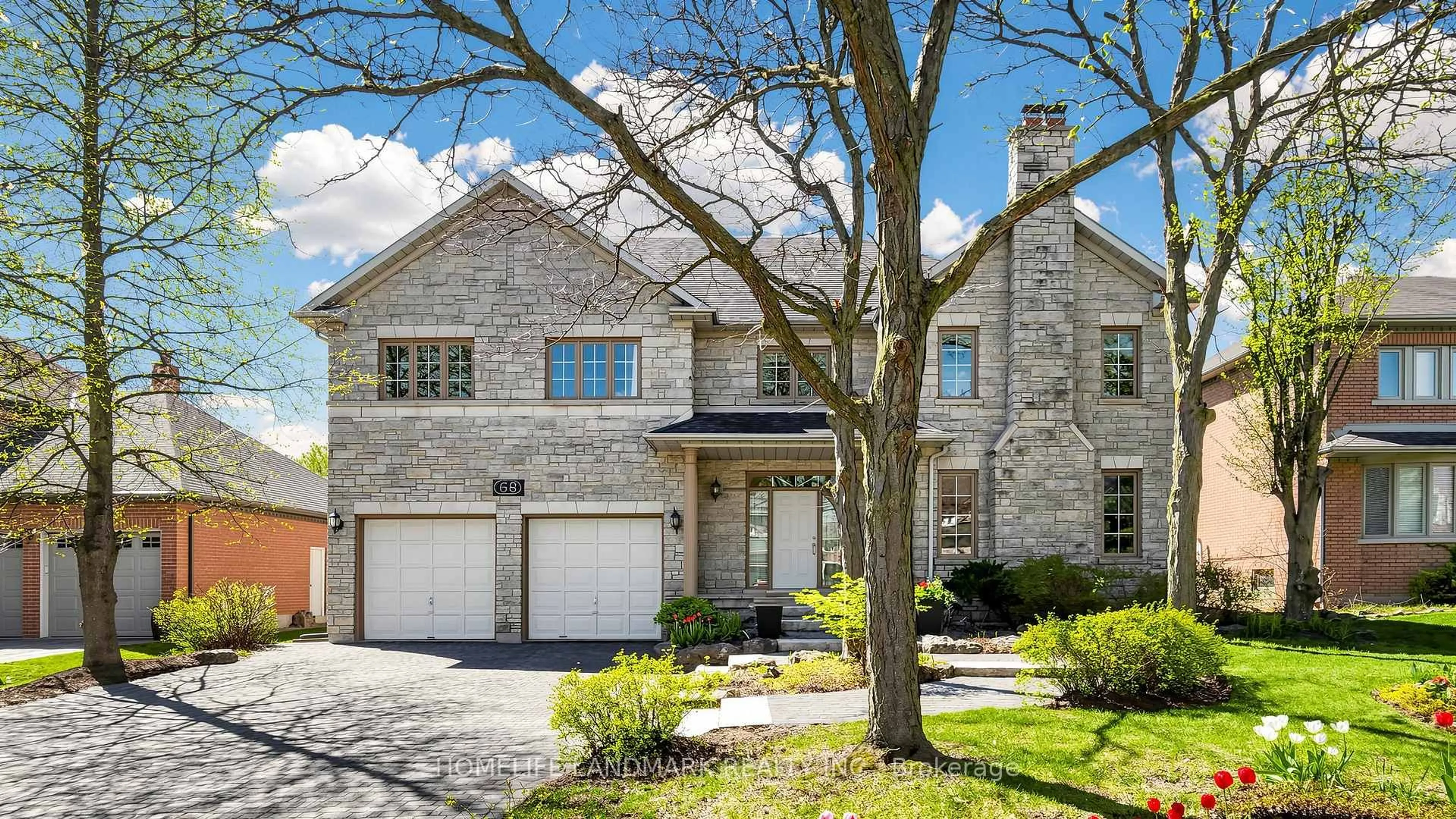 Home with brick exterior material, street for 68 Lytton Blvd, Richmond Hill Ontario L4B 3H4