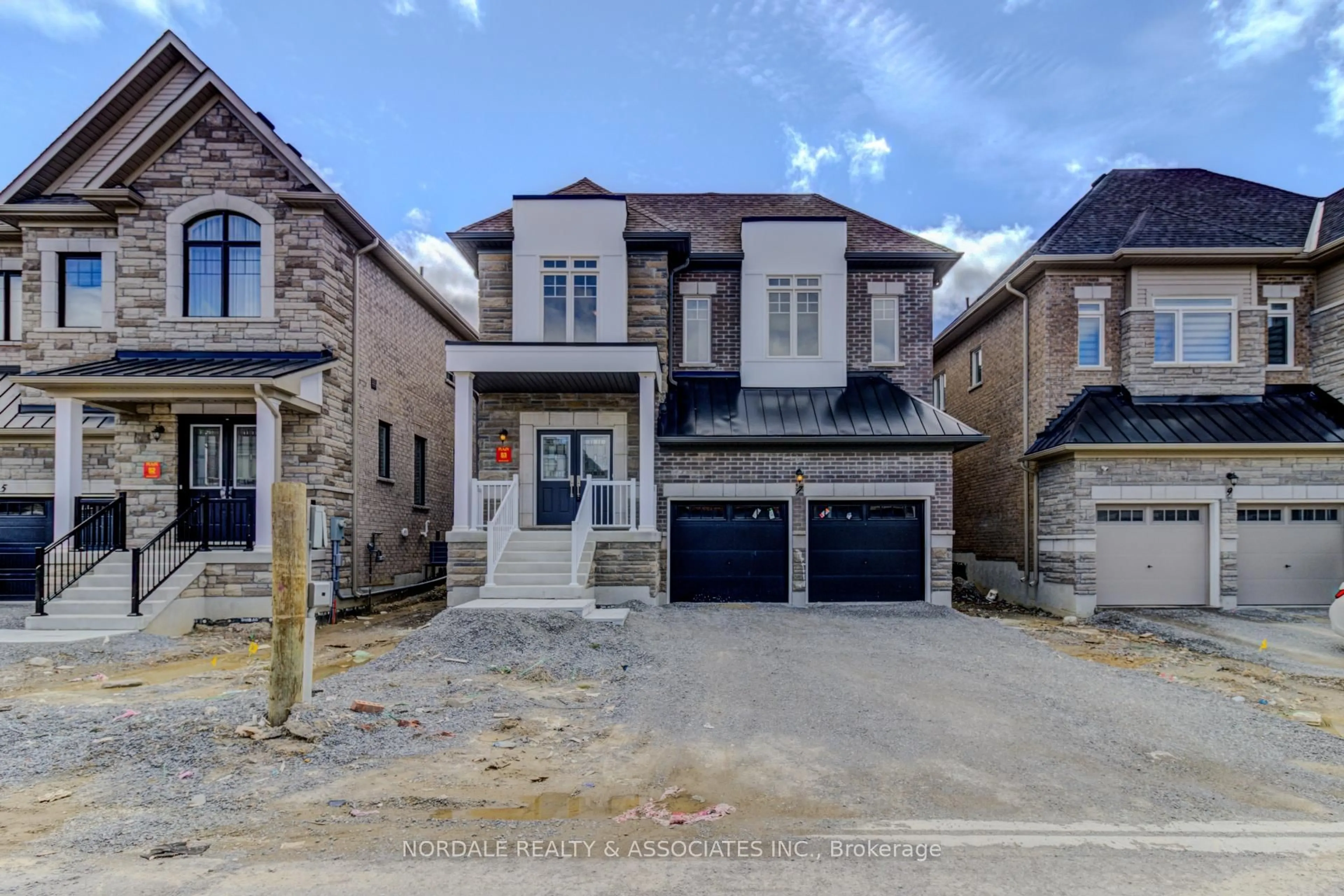 Home with brick exterior material, street for 7 La Reine Ave, Richmond Hill Ontario L4E 1N7