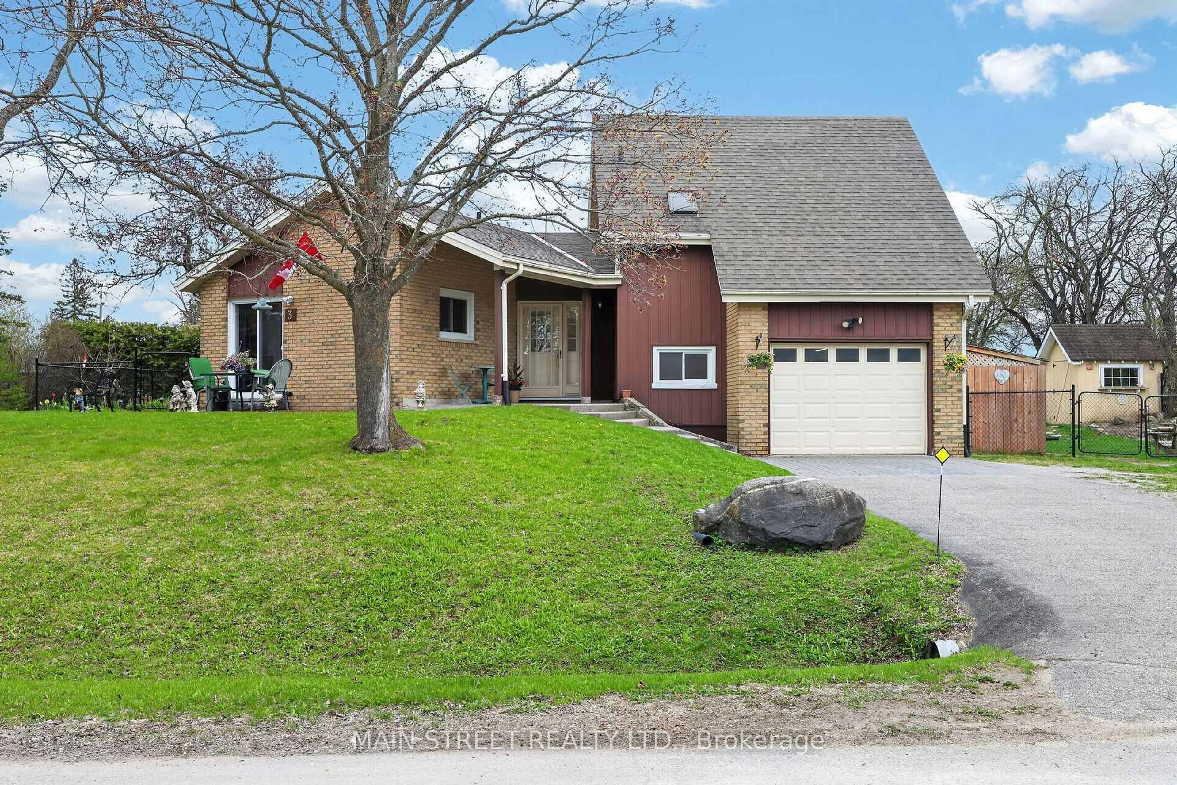 Home with brick exterior material, street for 3 Meadowlands Dr, Brock Ontario L0E 1E0