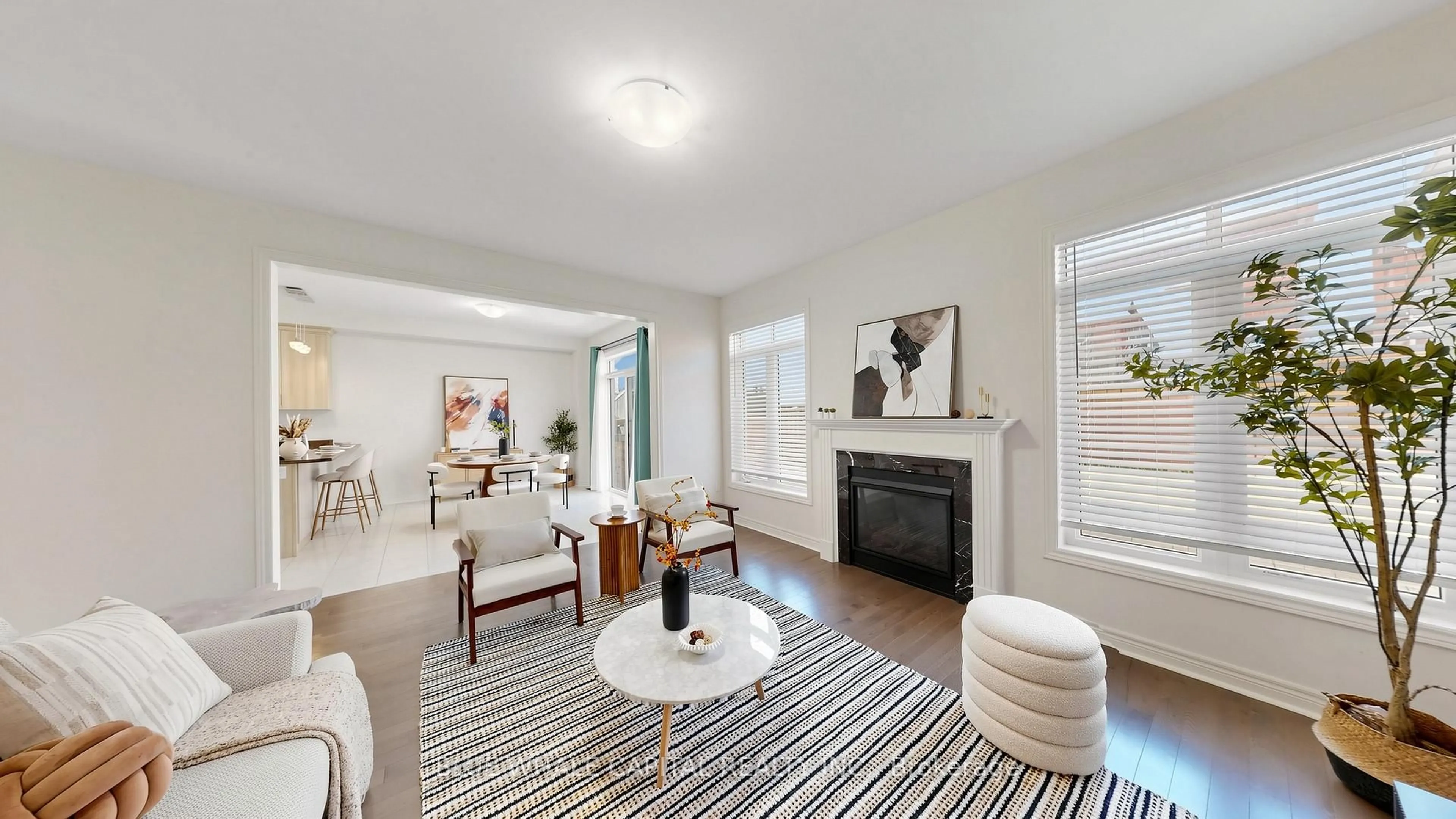 Living room with furniture, unknown for 32 Tay Blvd, Bradford West Gwillimbury Ontario L3Z 0W5