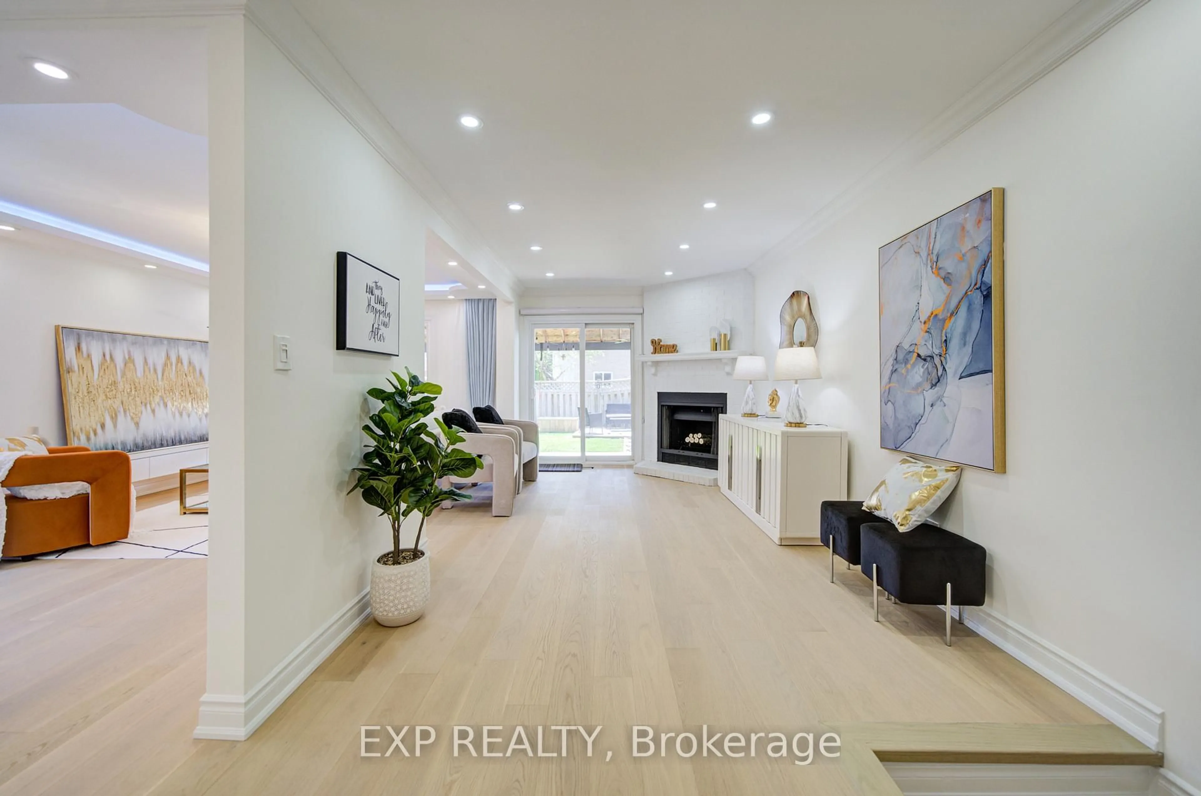 Indoor entryway for 66 Page Cres, Markham Ontario L3S 1W4