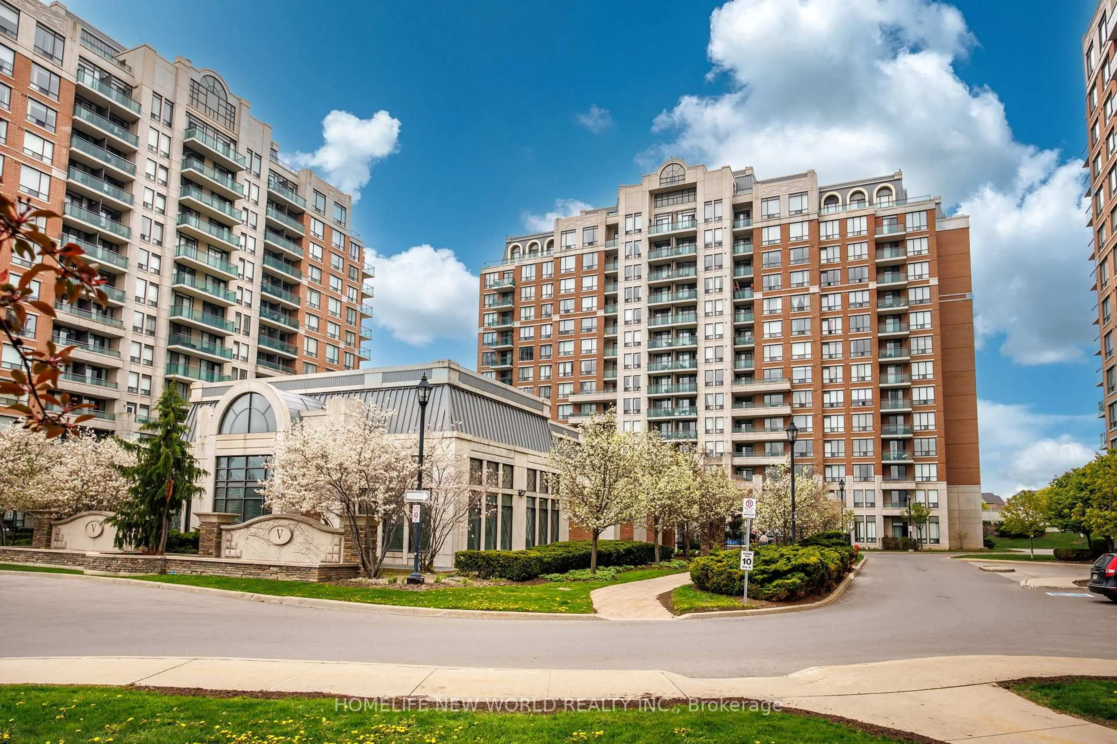 Unknown for 330 Red Maple Rd #1103, Richmond Hill Ontario L4C 0T6