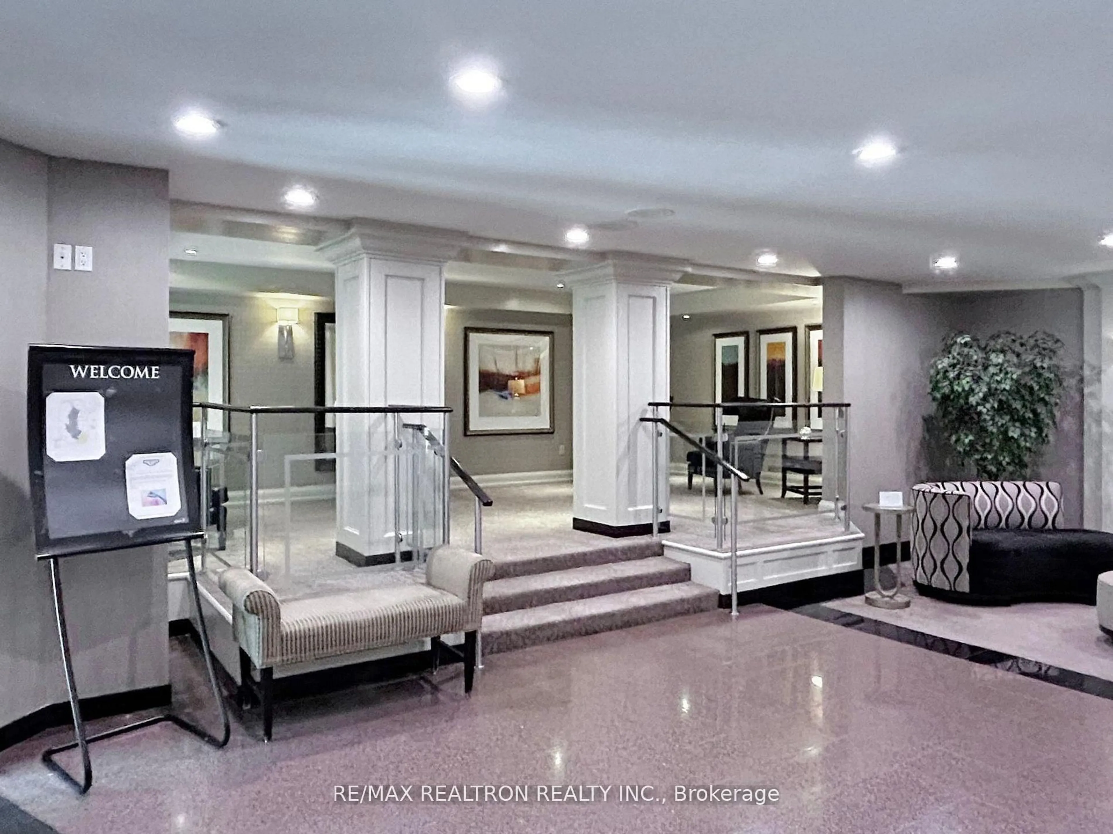 Lobby for 7440 Bathurst St #1503, Vaughan Ontario L4J 7K8