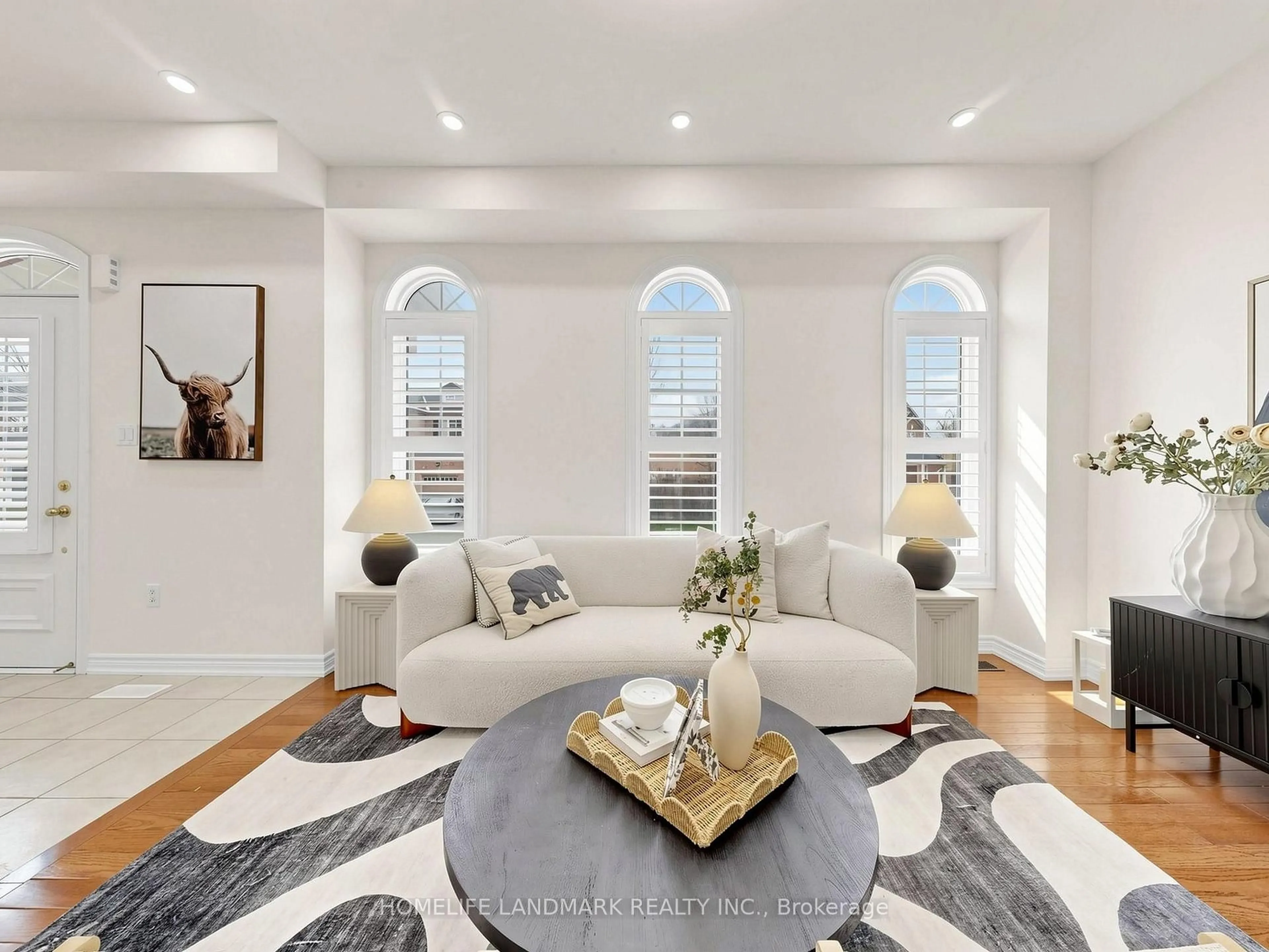 Living room with furniture, unknown for 8 Ivory Silk Dr, Markham Ontario L6C 0G8