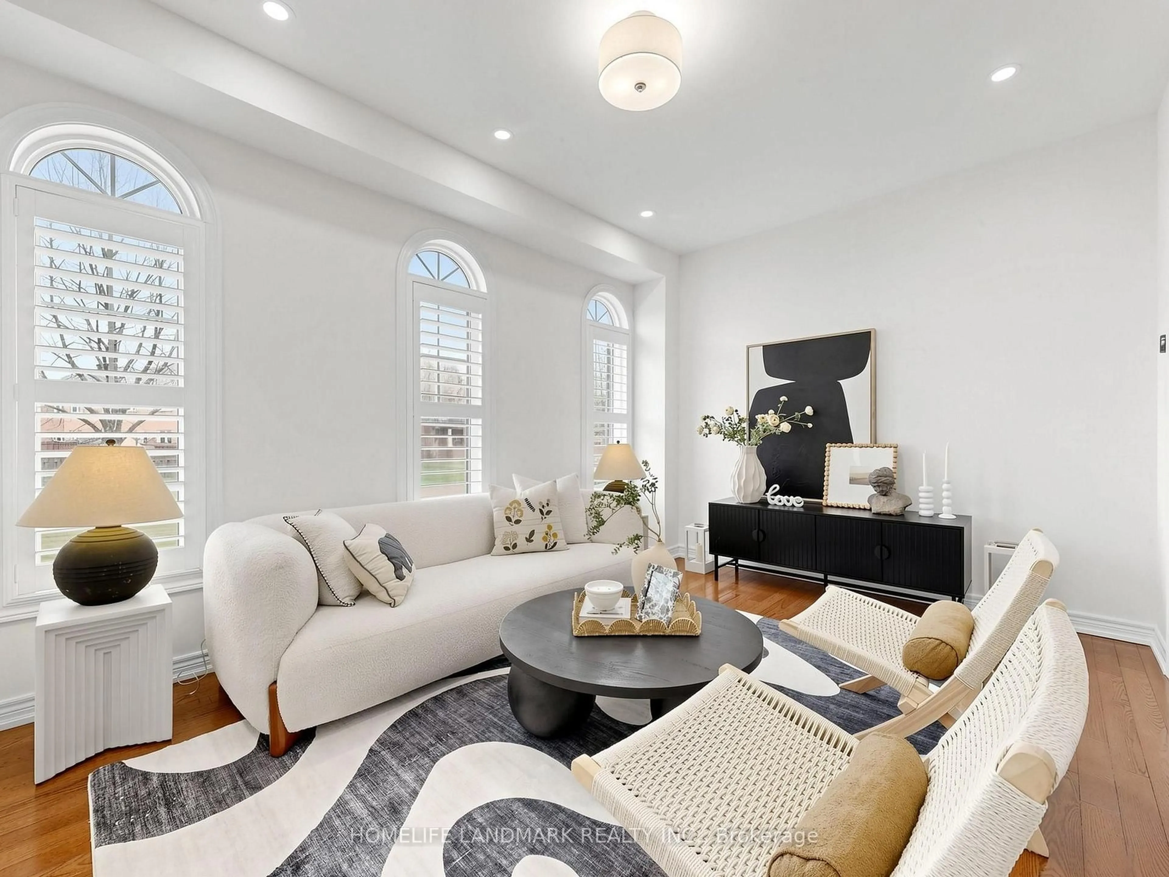 Living room with furniture, unknown for 8 Ivory Silk Dr, Markham Ontario L6C 0G8