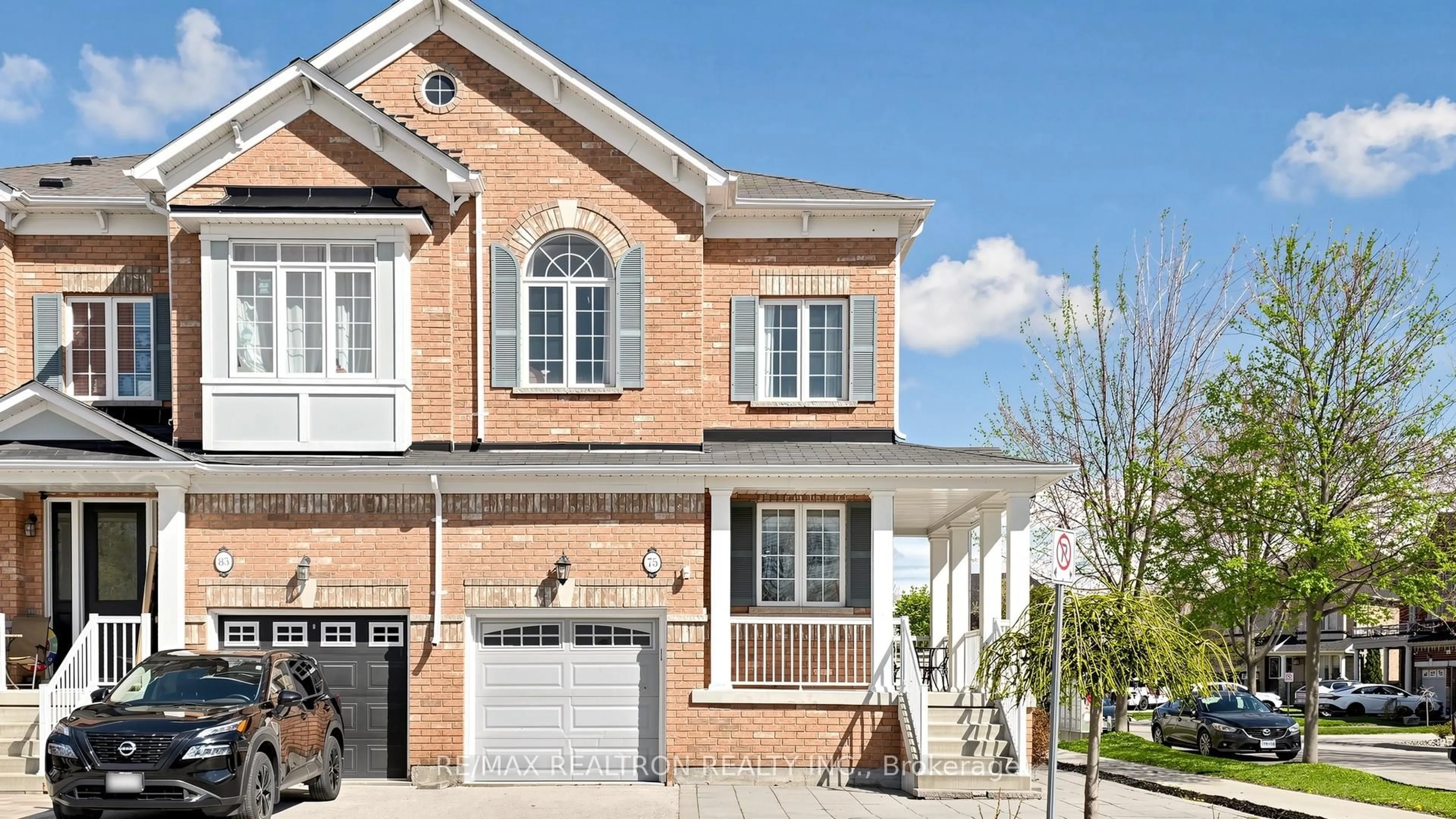 Home with brick exterior material, street for 75 Gosnel Circ, Bradford West Gwillimbury Ontario L3Z 0G2