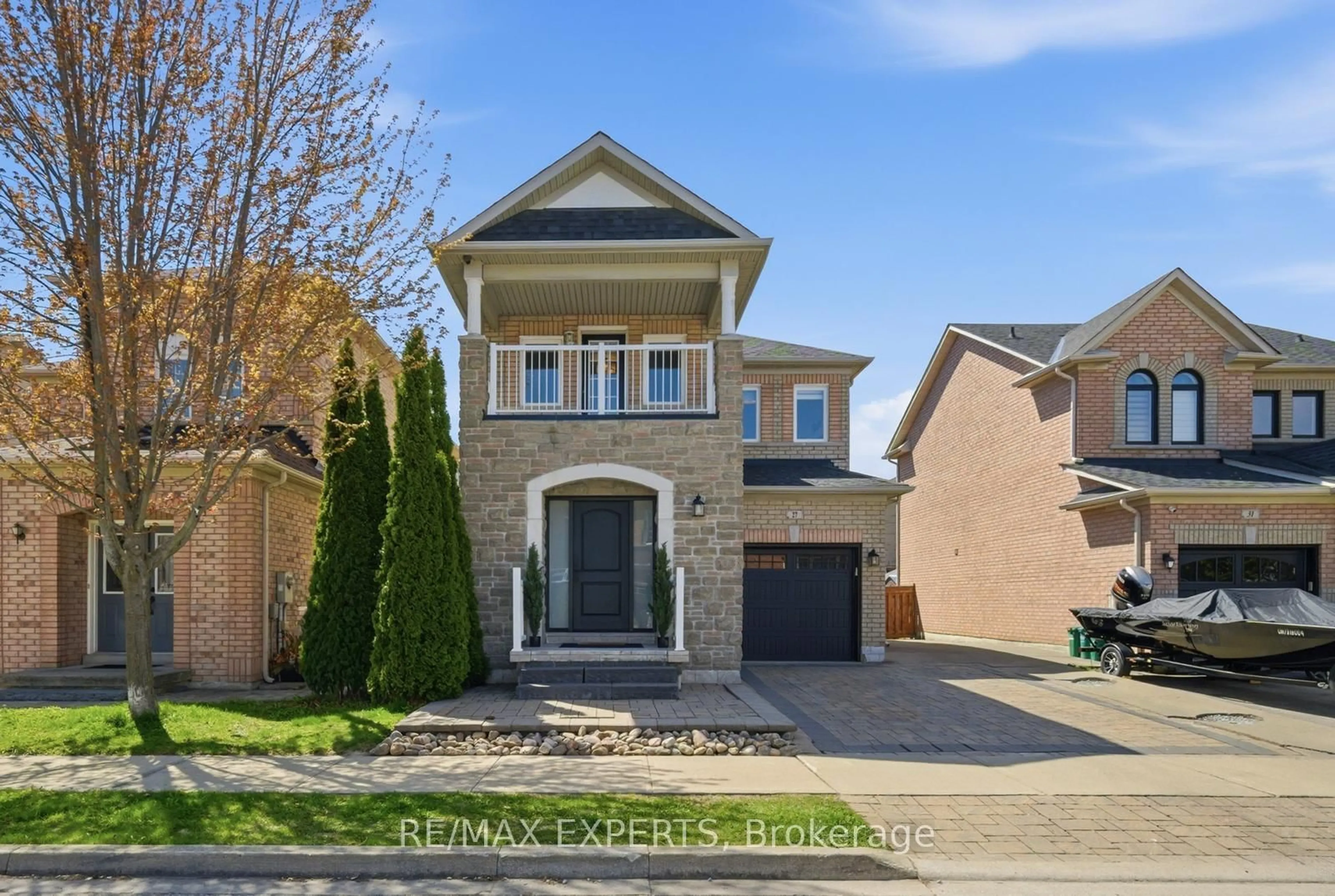 Home with brick exterior material, street for 27 Dolce Cres, Vaughan Ontario L4H 3C7