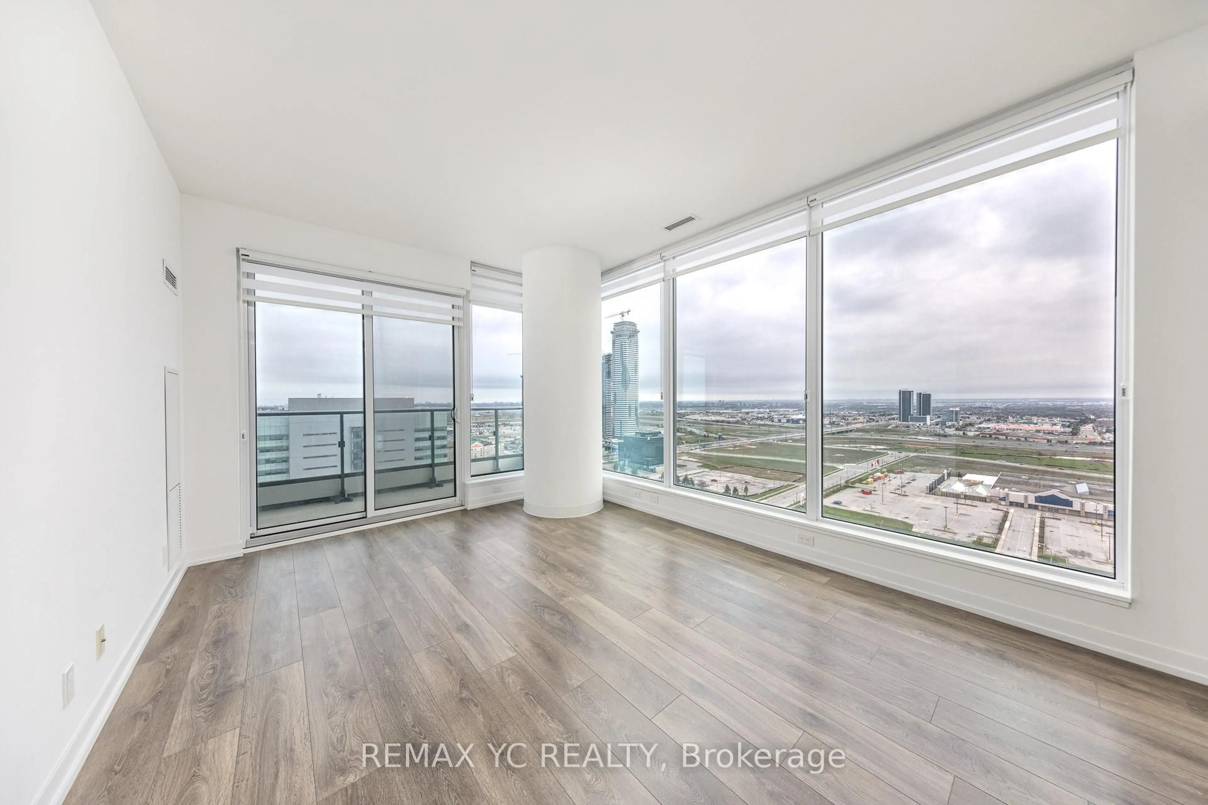 A pic of a room for 5 Buttermill Ave #2709, Vaughan Ontario L4K 0J5