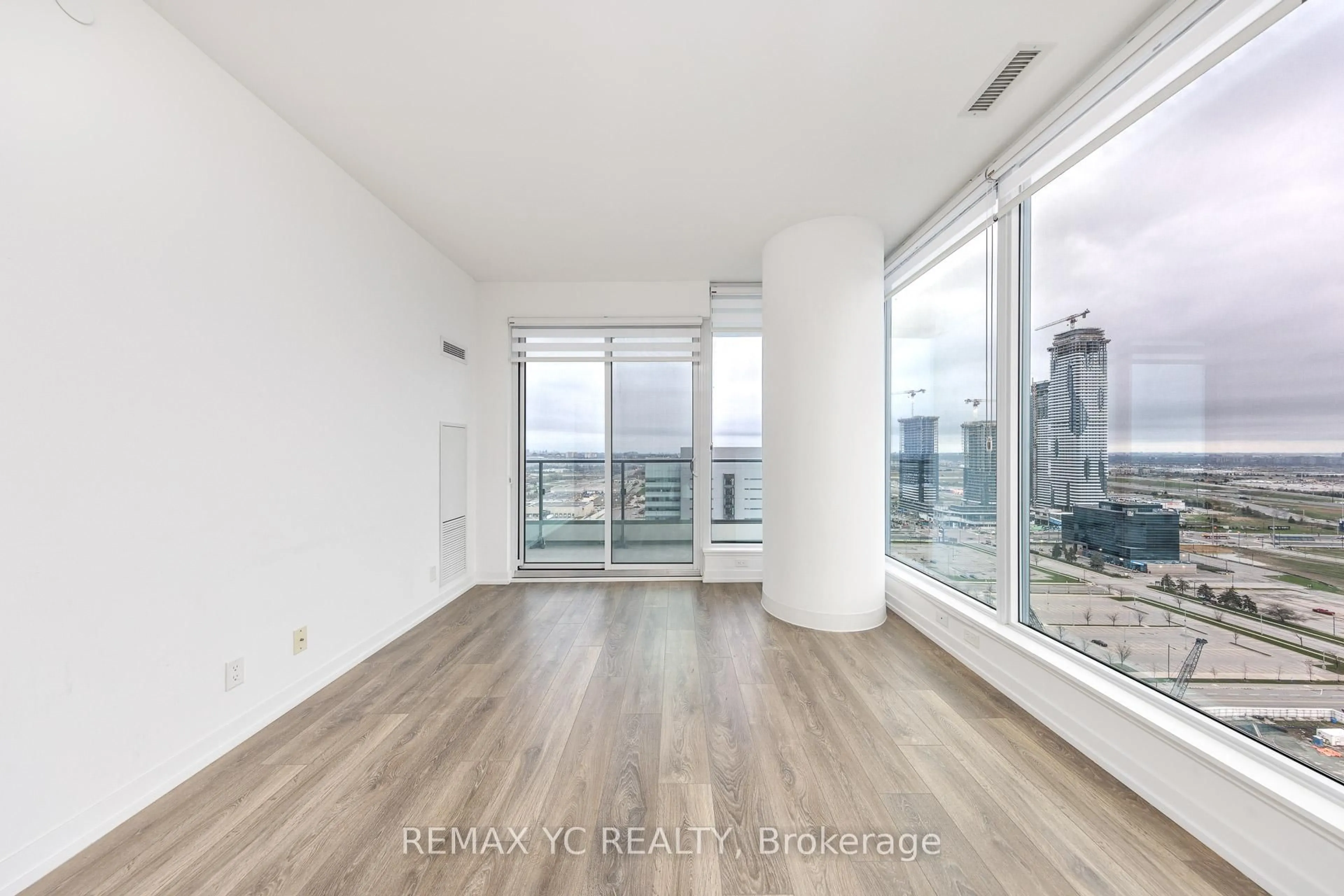 A pic of a room for 5 Buttermill Ave #2709, Vaughan Ontario L4K 0J5