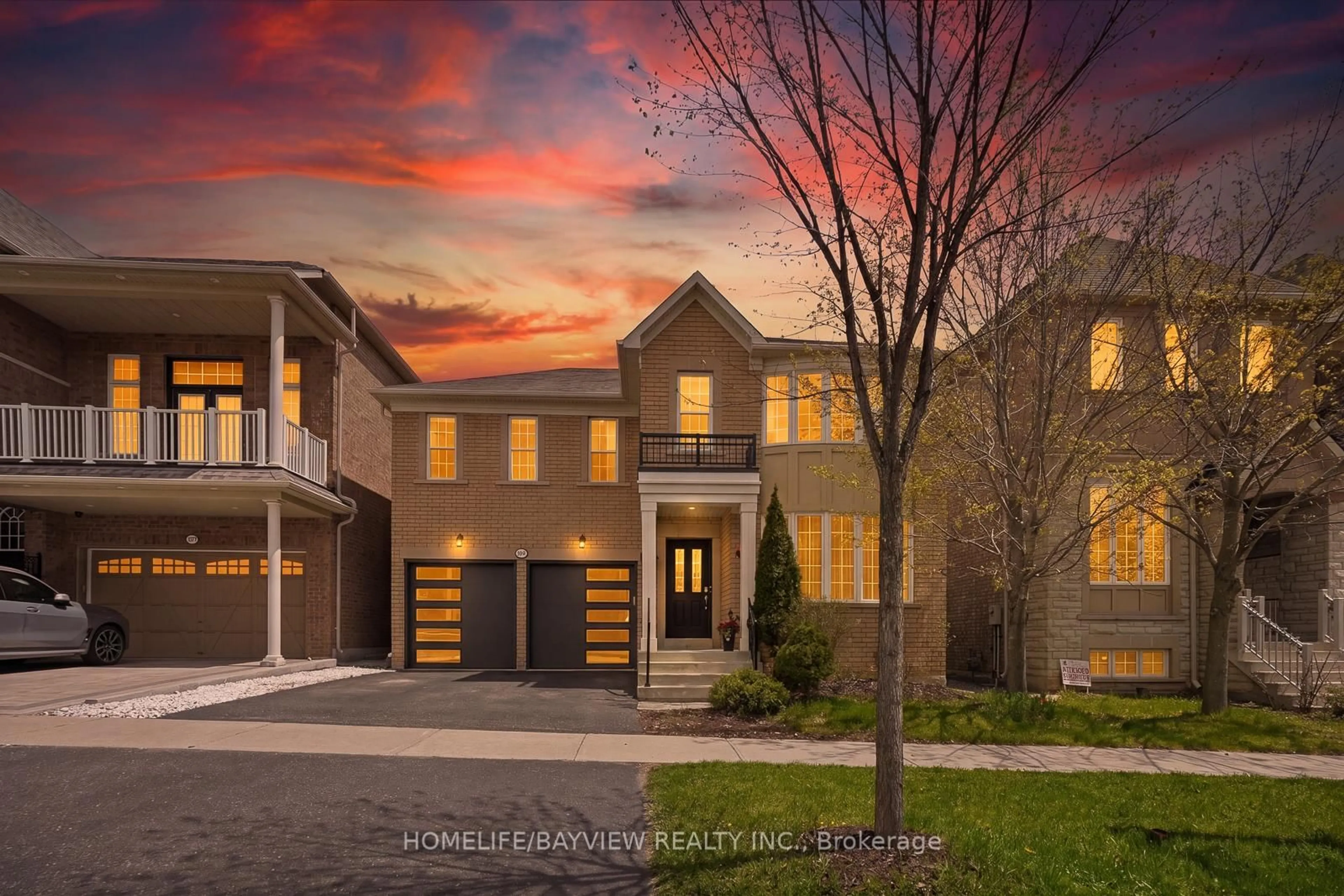 Home with brick exterior material, street for 95 Alpaca Dr, Richmond Hill Ontario L4E 0R1