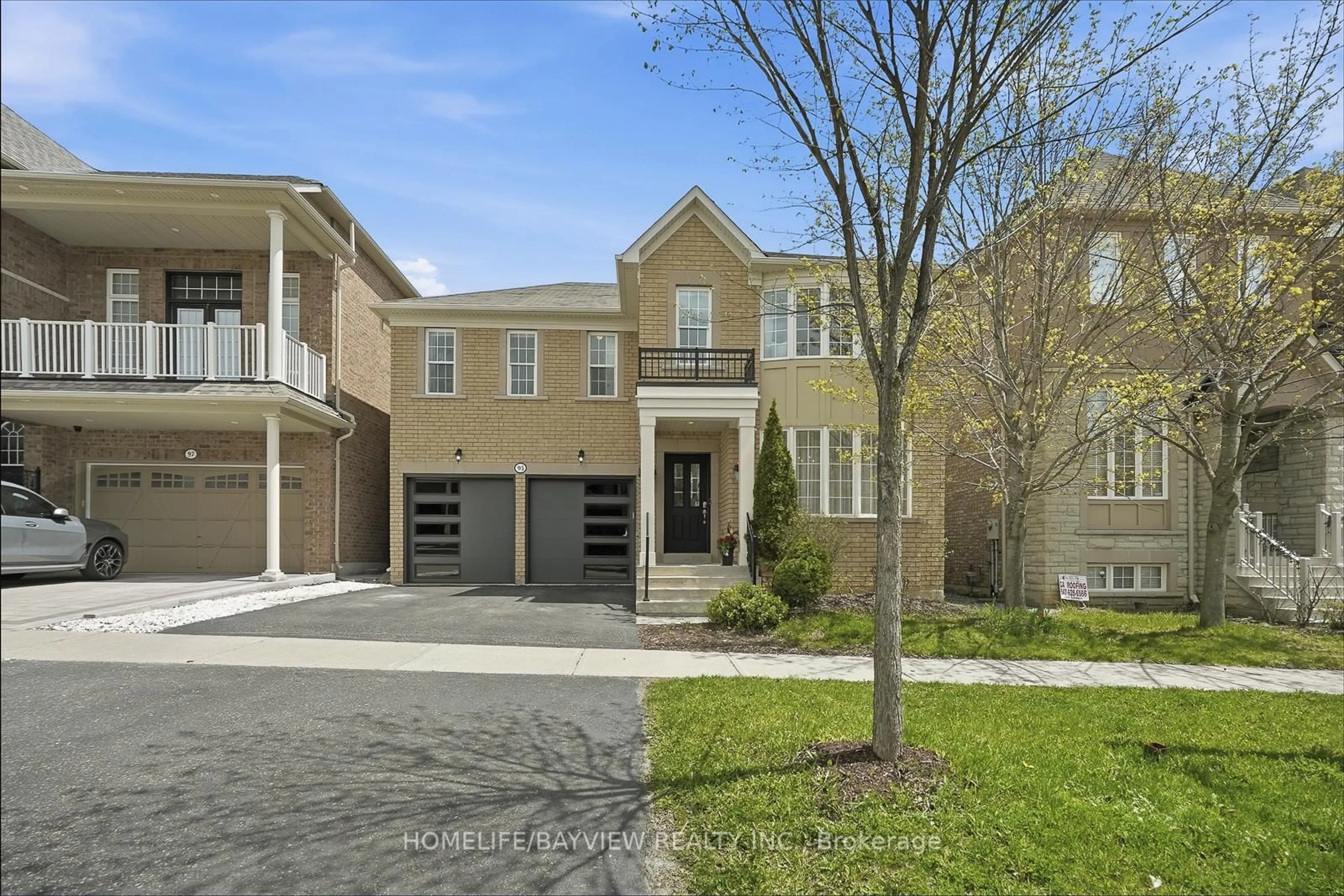 Home with brick exterior material, street for 95 Alpaca Dr, Richmond Hill Ontario L4E 0R1