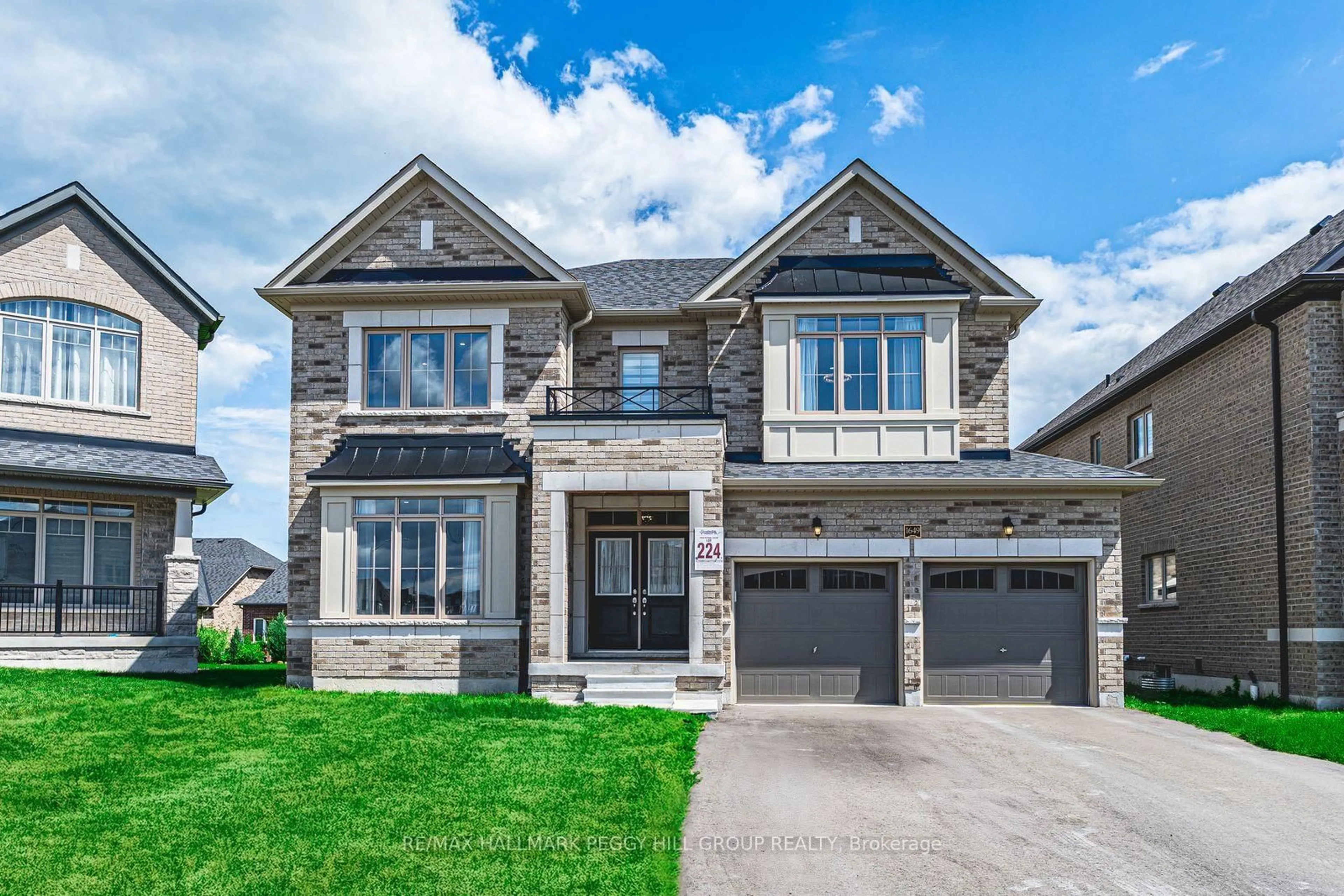 Home with brick exterior material, street for 1649 Corsal Crt, Innisfil Ontario L9S 0P8