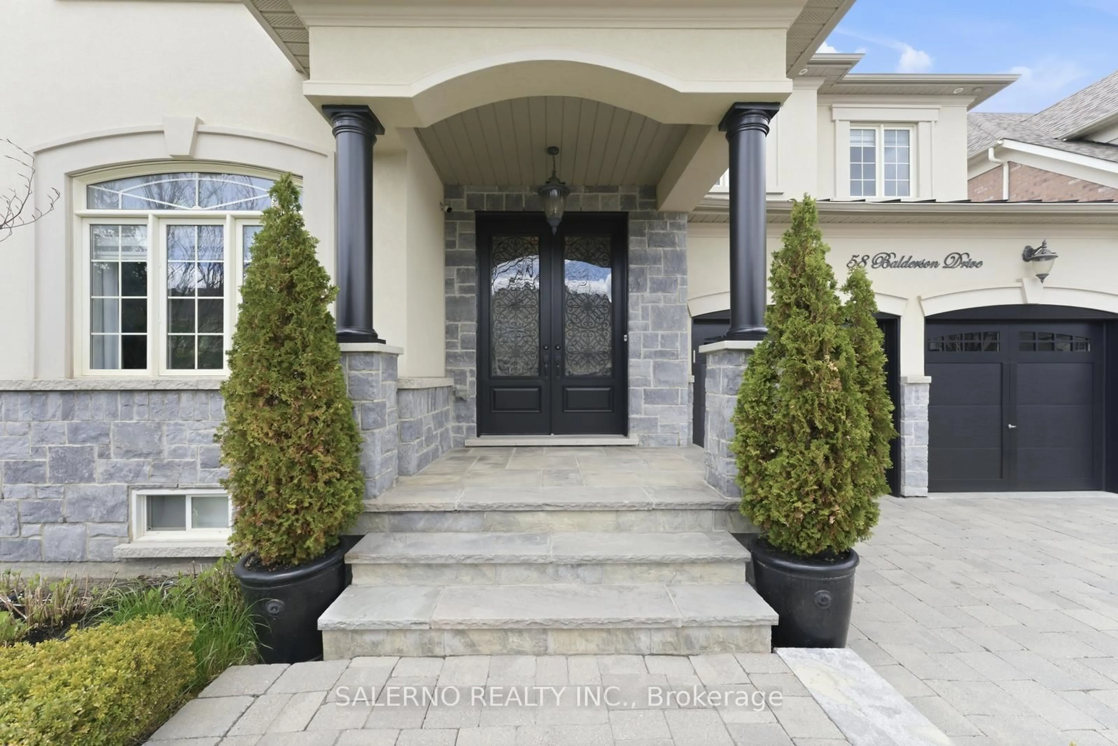 Indoor entryway for 58 Balderson Dr, Vaughan Ontario L4H 4A3