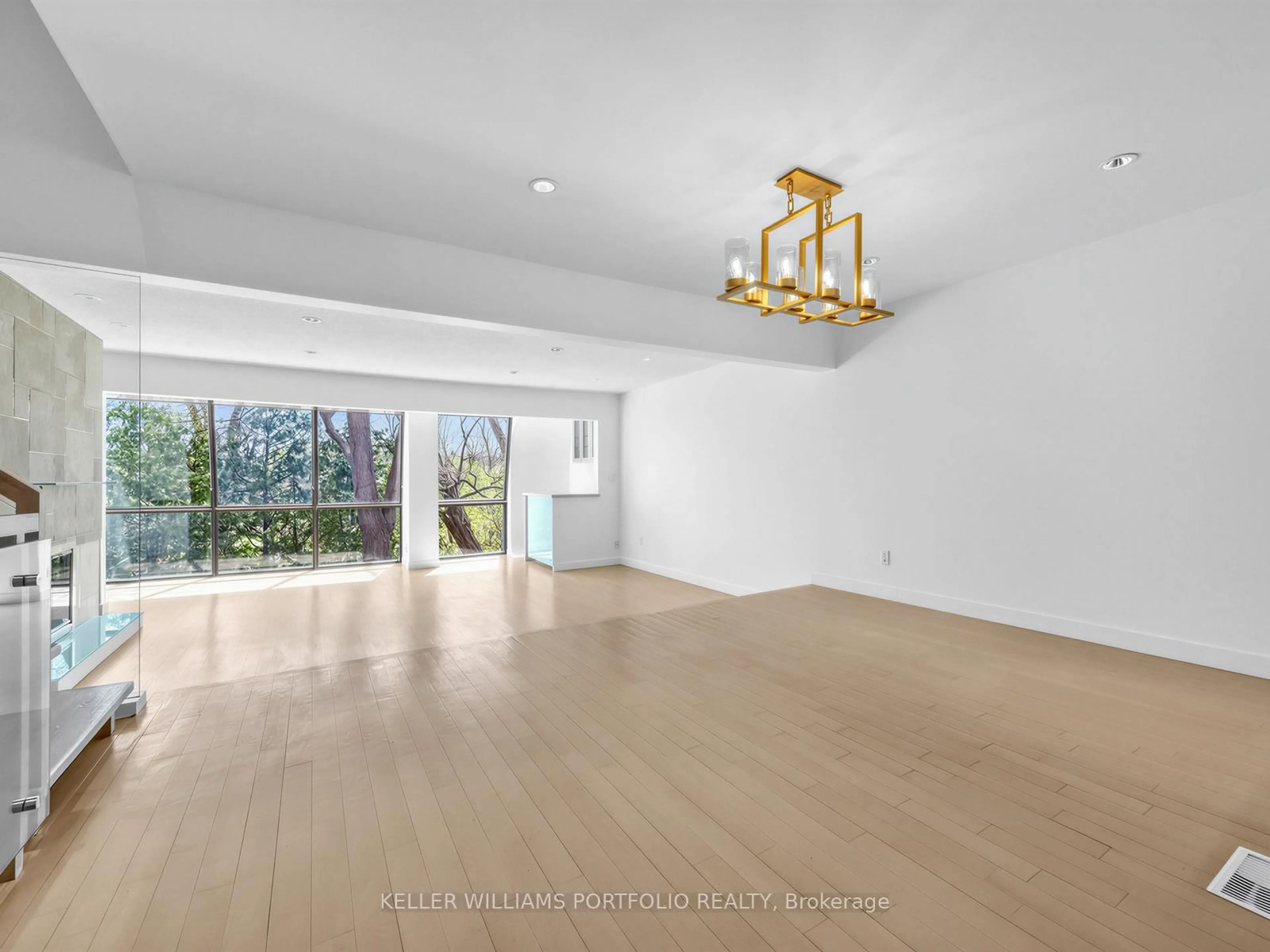 A pic of a room for 59 Cricklewood Cres, Markham Ontario L3T 4T8