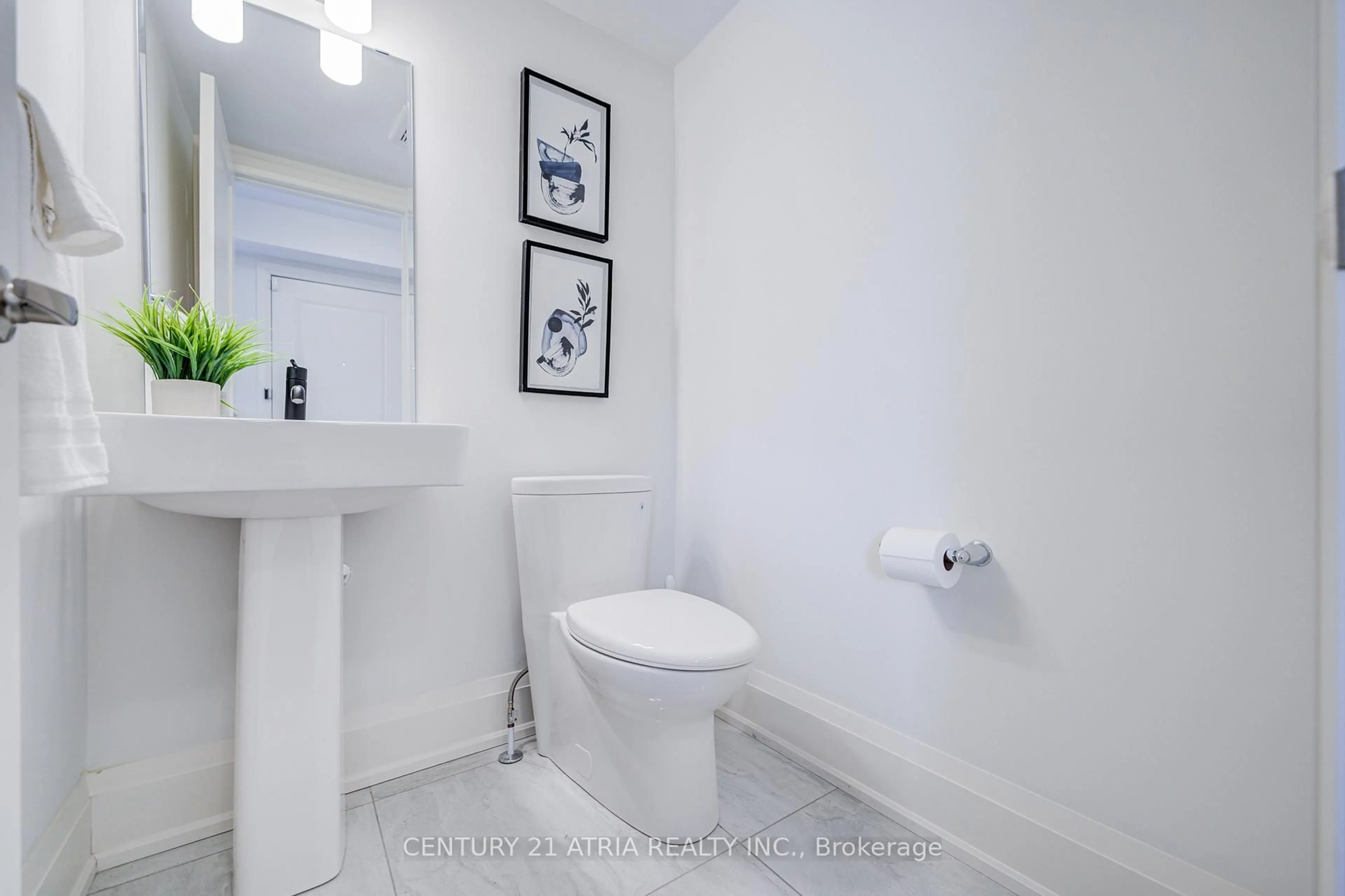 Standard bathroom, ceramic/tile floor for 49 Cohen Way, Vaughan Ontario L6A 5B4
