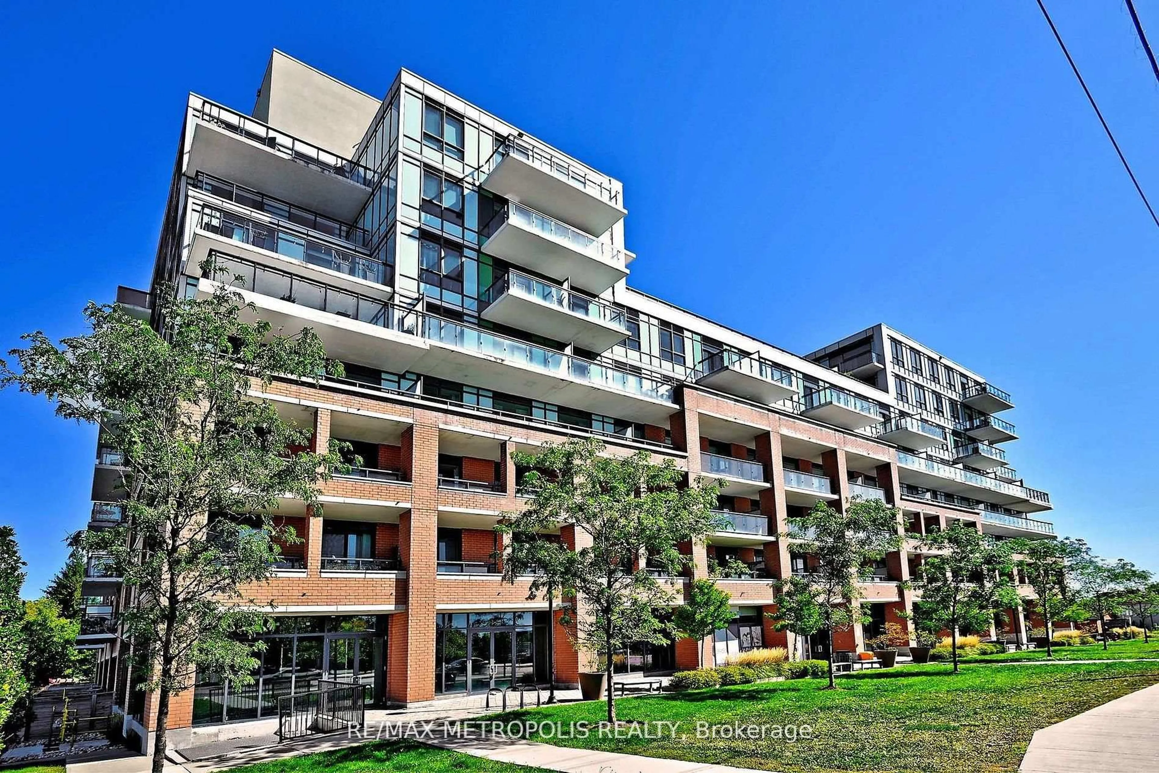 Patio, unknown for 11611 Yonge St #809, Richmond Hill Ontario L4E 1G2