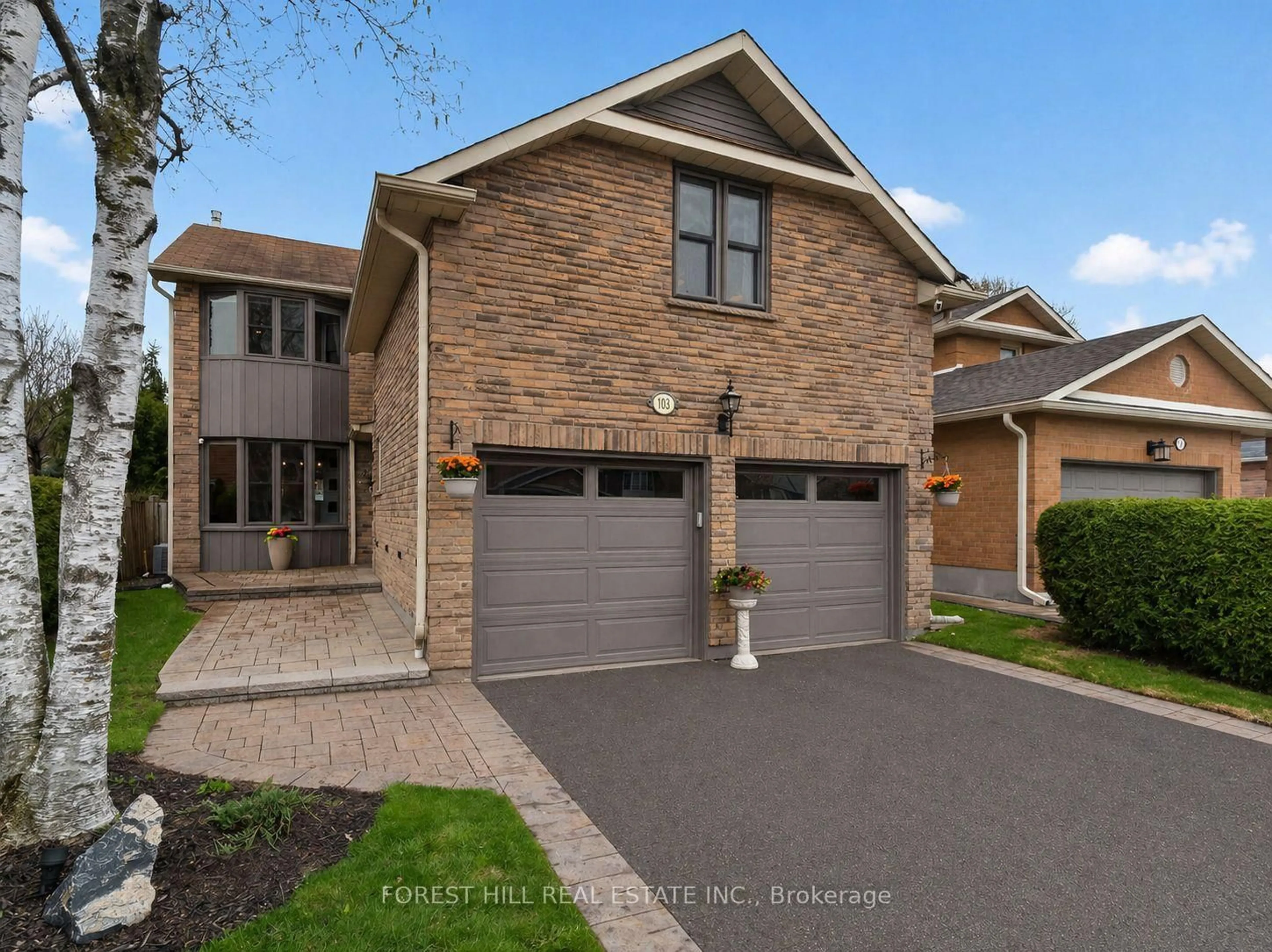 Home with brick exterior material, street for 103 Eleanor Circ, Richmond Hill Ontario L4C 6K6