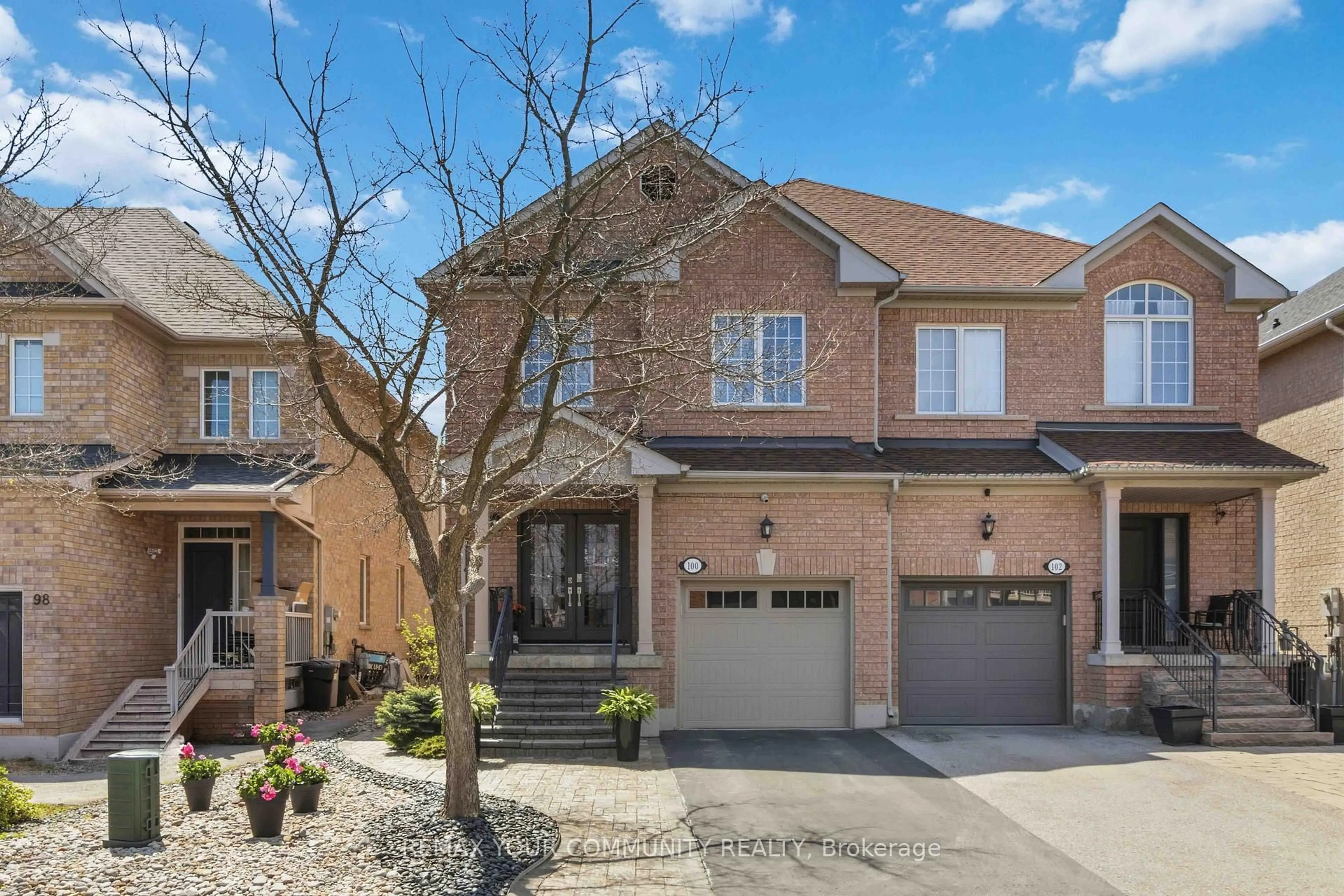 Home with brick exterior material, street for 100 Andes Cres, Vaughan Ontario L4H 3H3