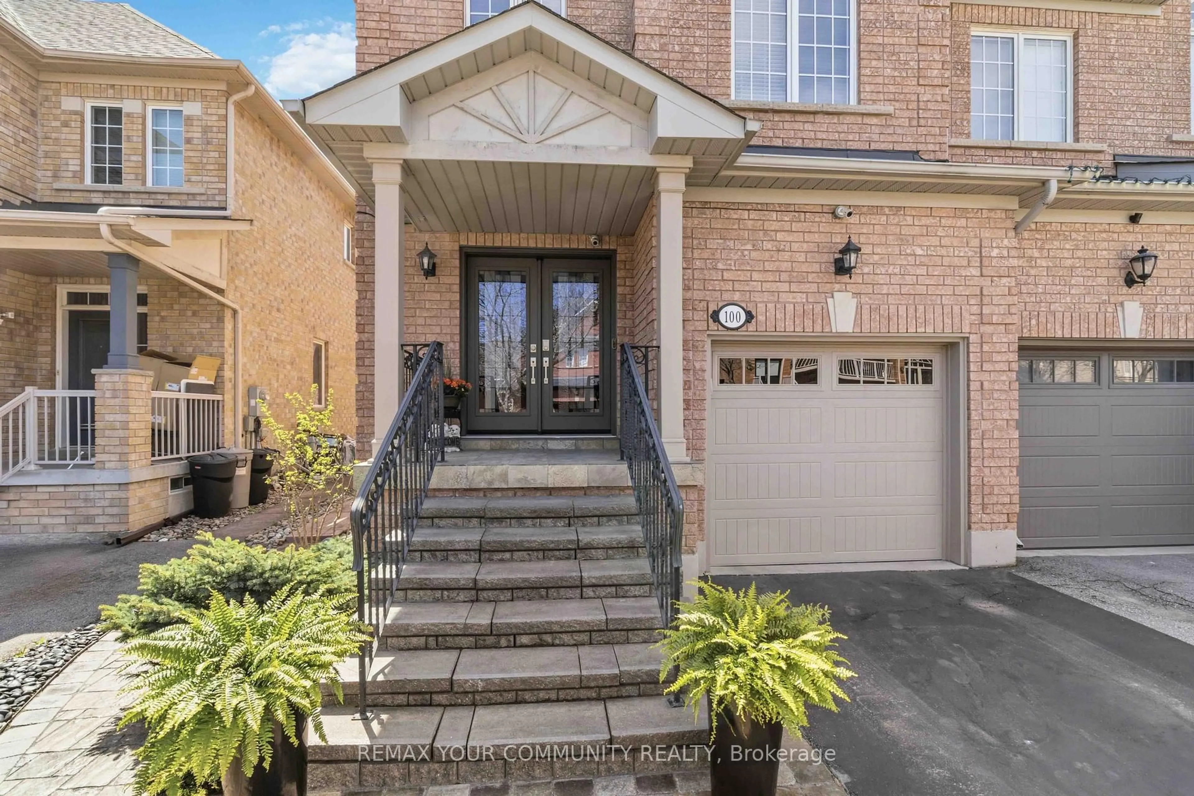 Unknown for 100 Andes Cres, Vaughan Ontario L4H 3H3