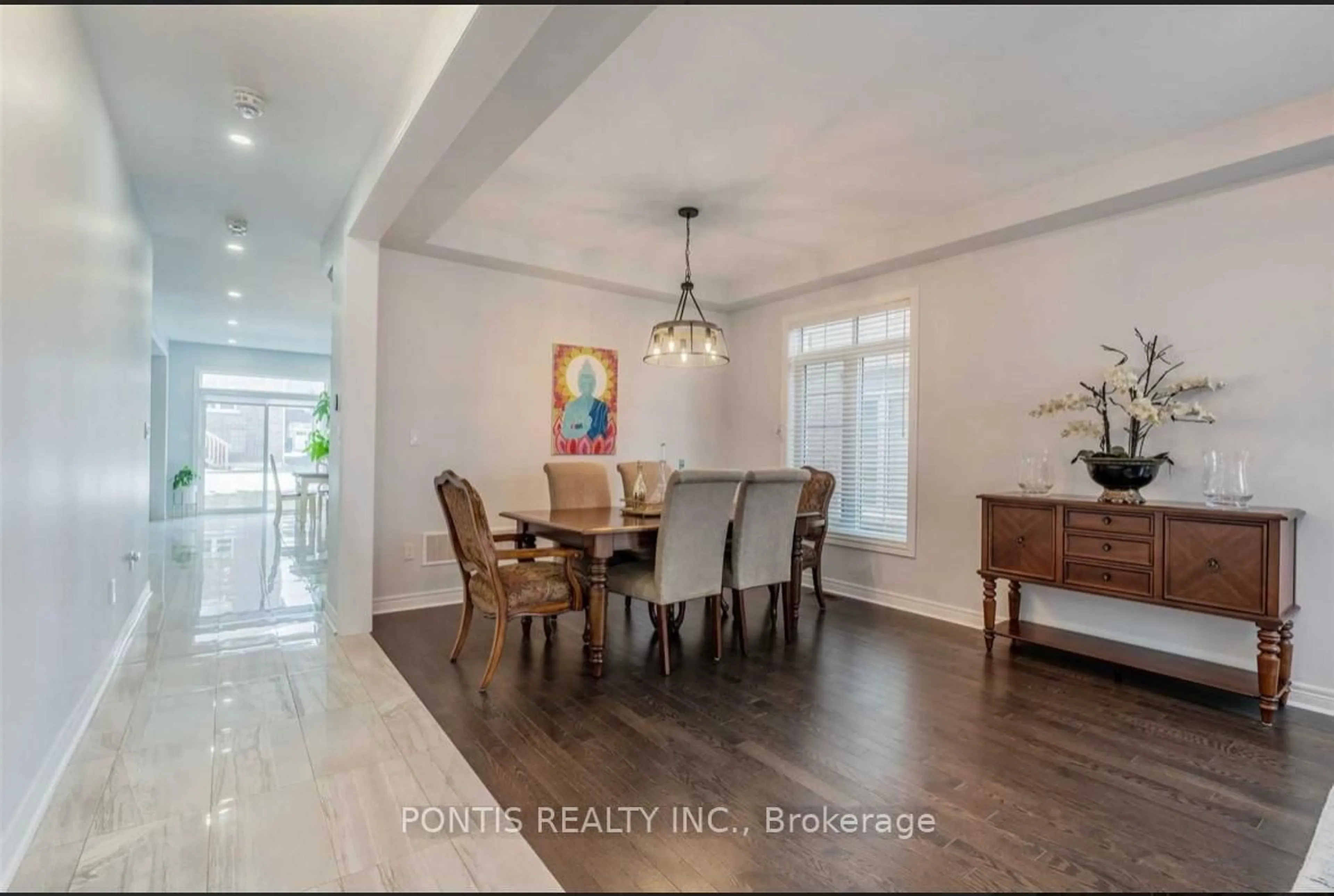 Dining room, unknown for 2318 Lozenby St, Innisfil Ontario L9S 0M8