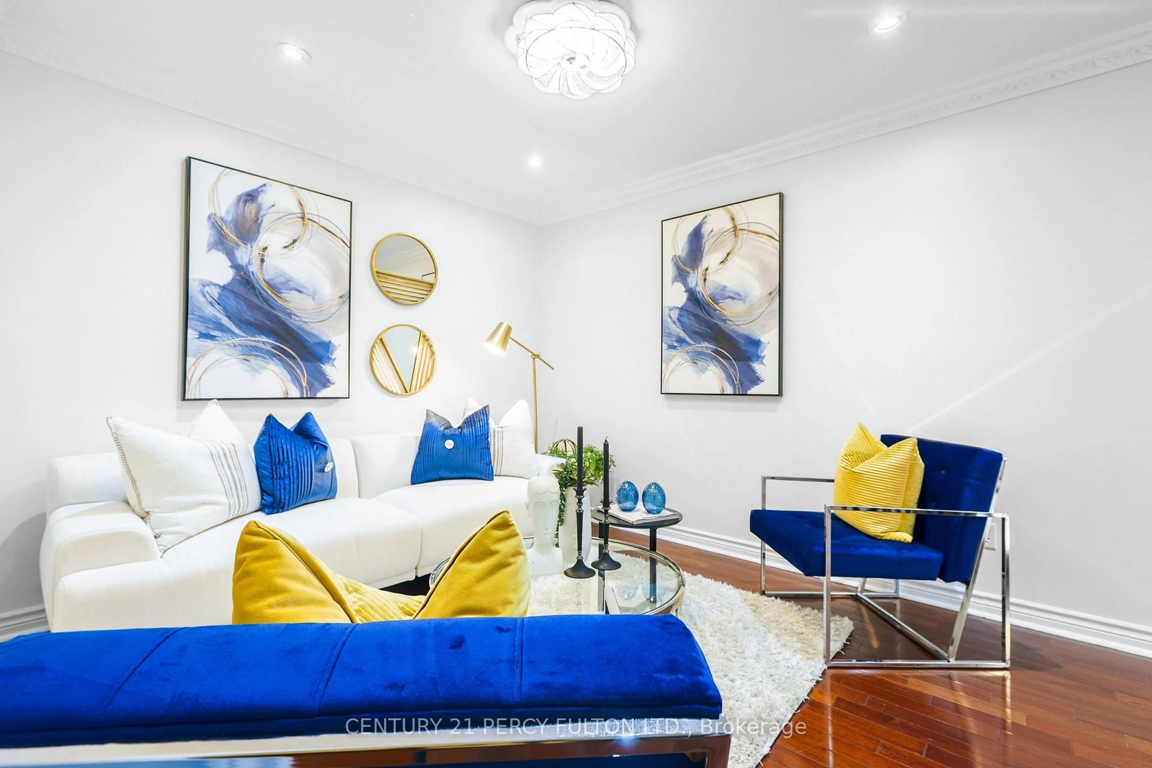 Living room with furniture, unknown for 161 Sophia Rd, Markham Ontario L3S 3Y9