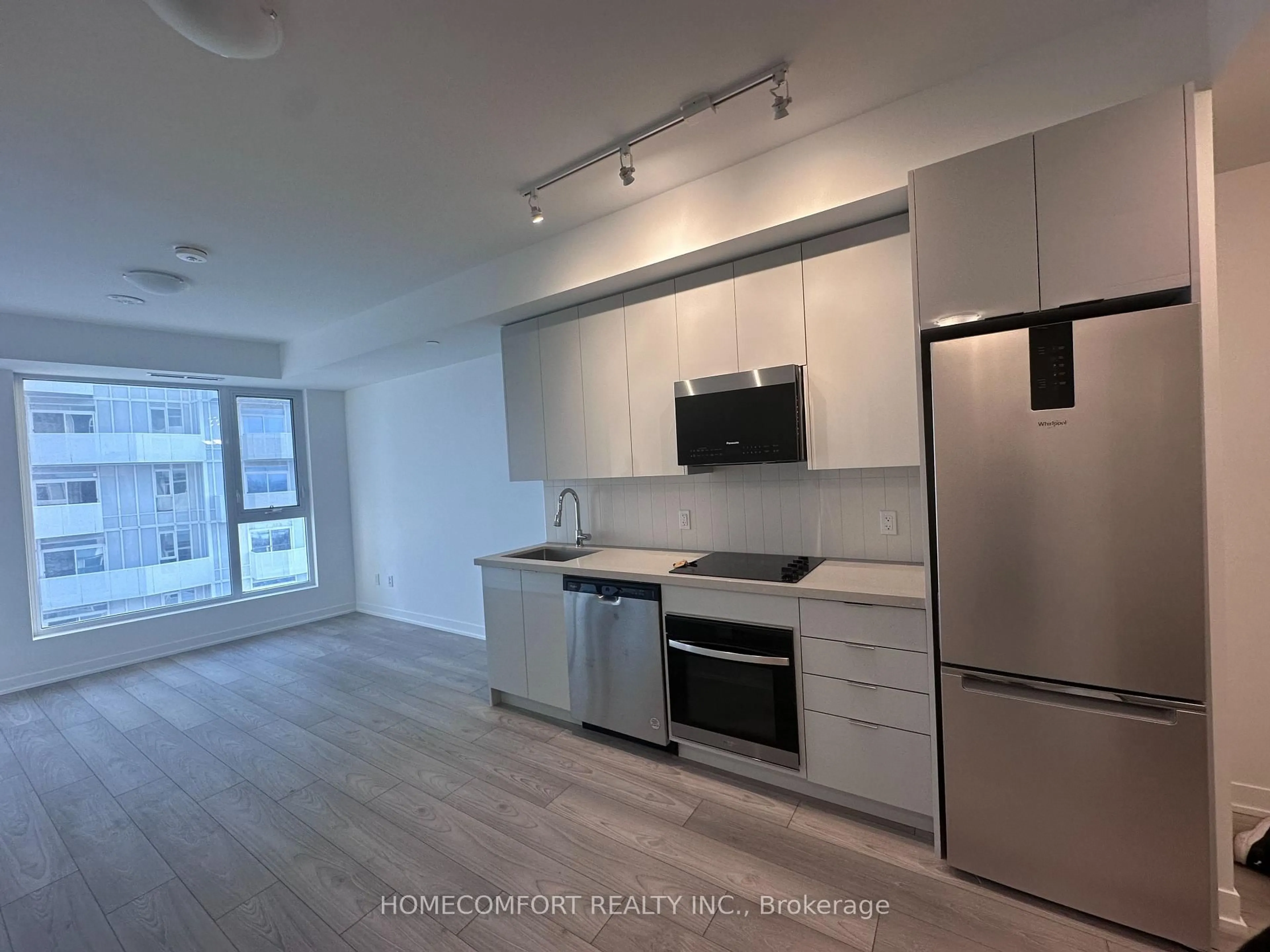 Unknown for 498 caldari Rd #1122, Vaughan Ontario L4K 0R6