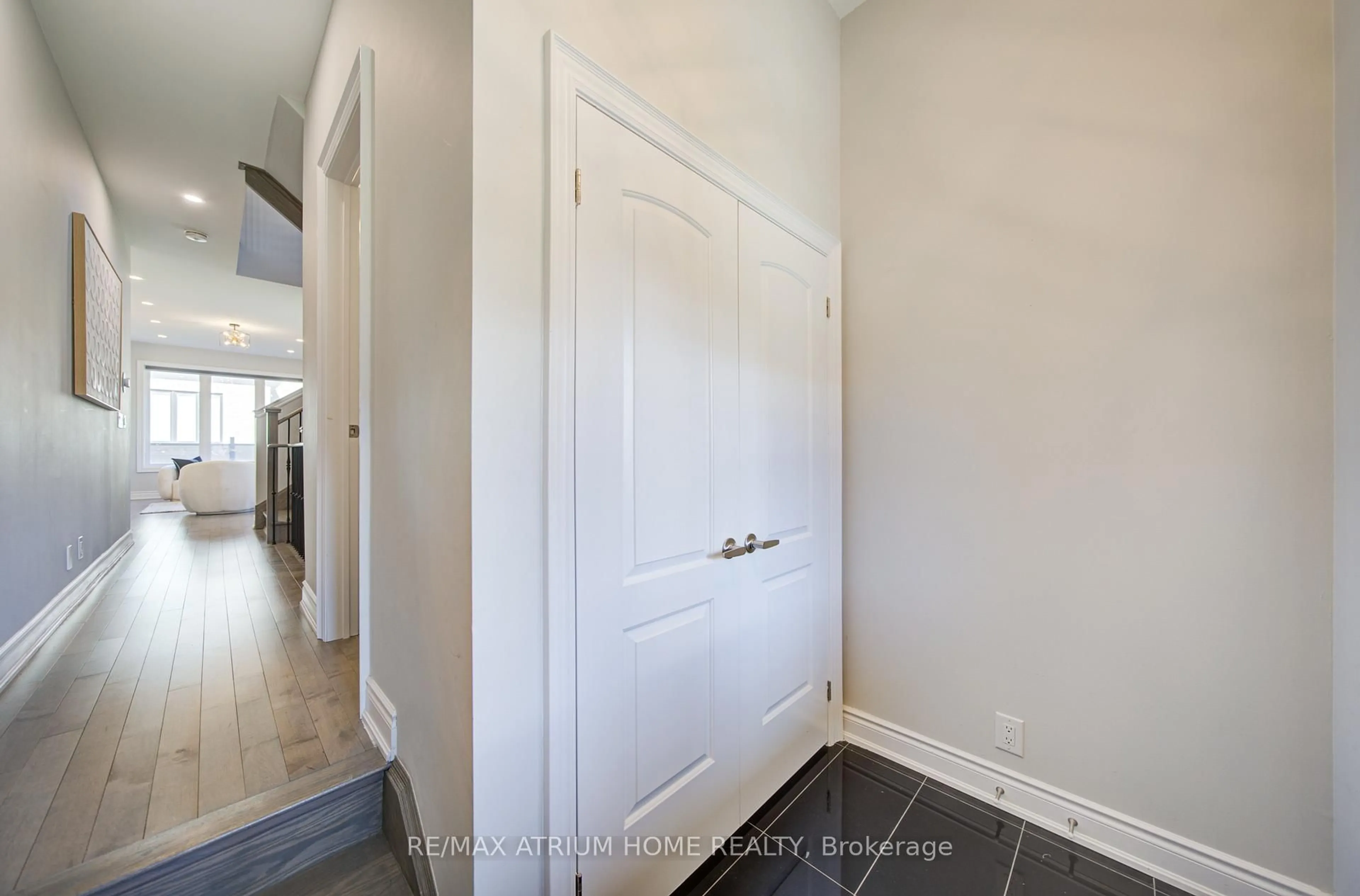 Indoor entryway for 3 Jessica Antonella St, Markham Ontario L6C 3J6