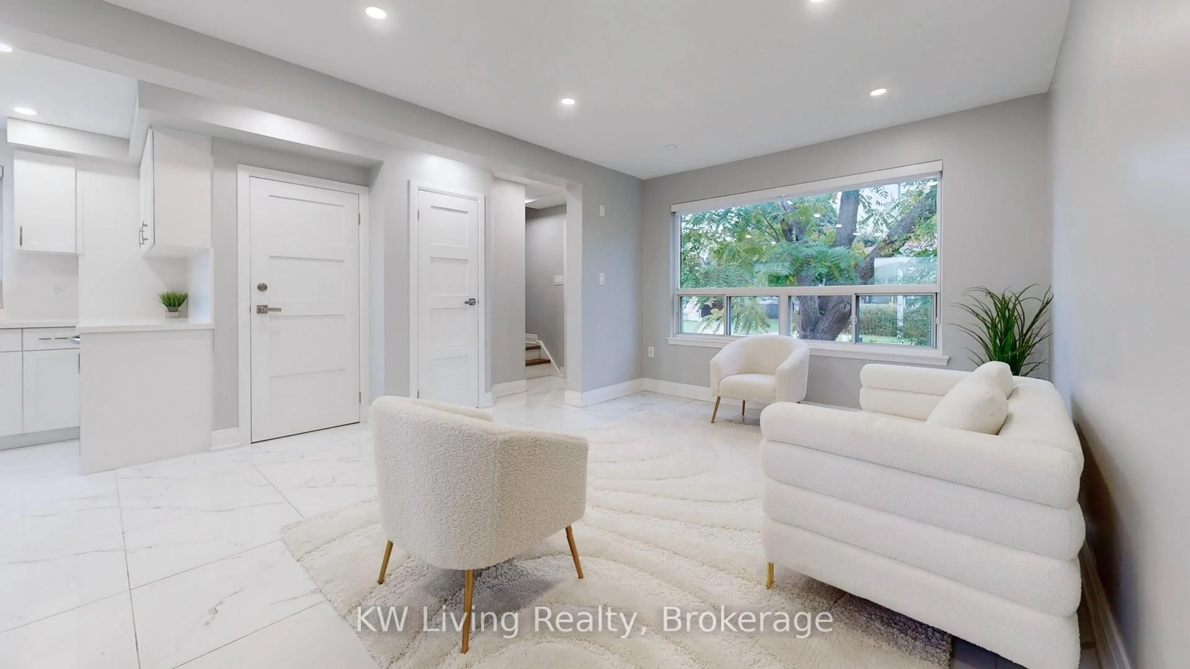 Living room with furniture, ceramic/tile floor for 251 Mcconvey Dr, Richmond Hill Ontario L4C 3K1