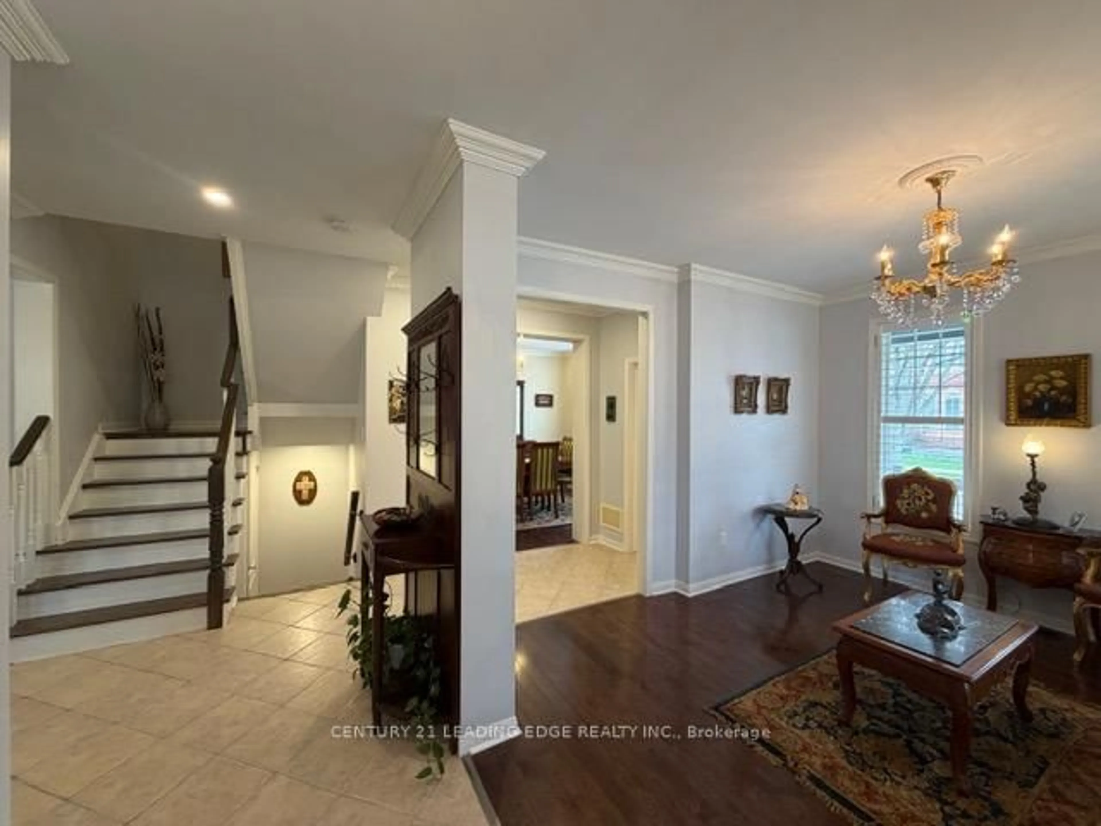 Indoor foyer for 27 Rocking Horse St, Markham Ontario L6B 1L9