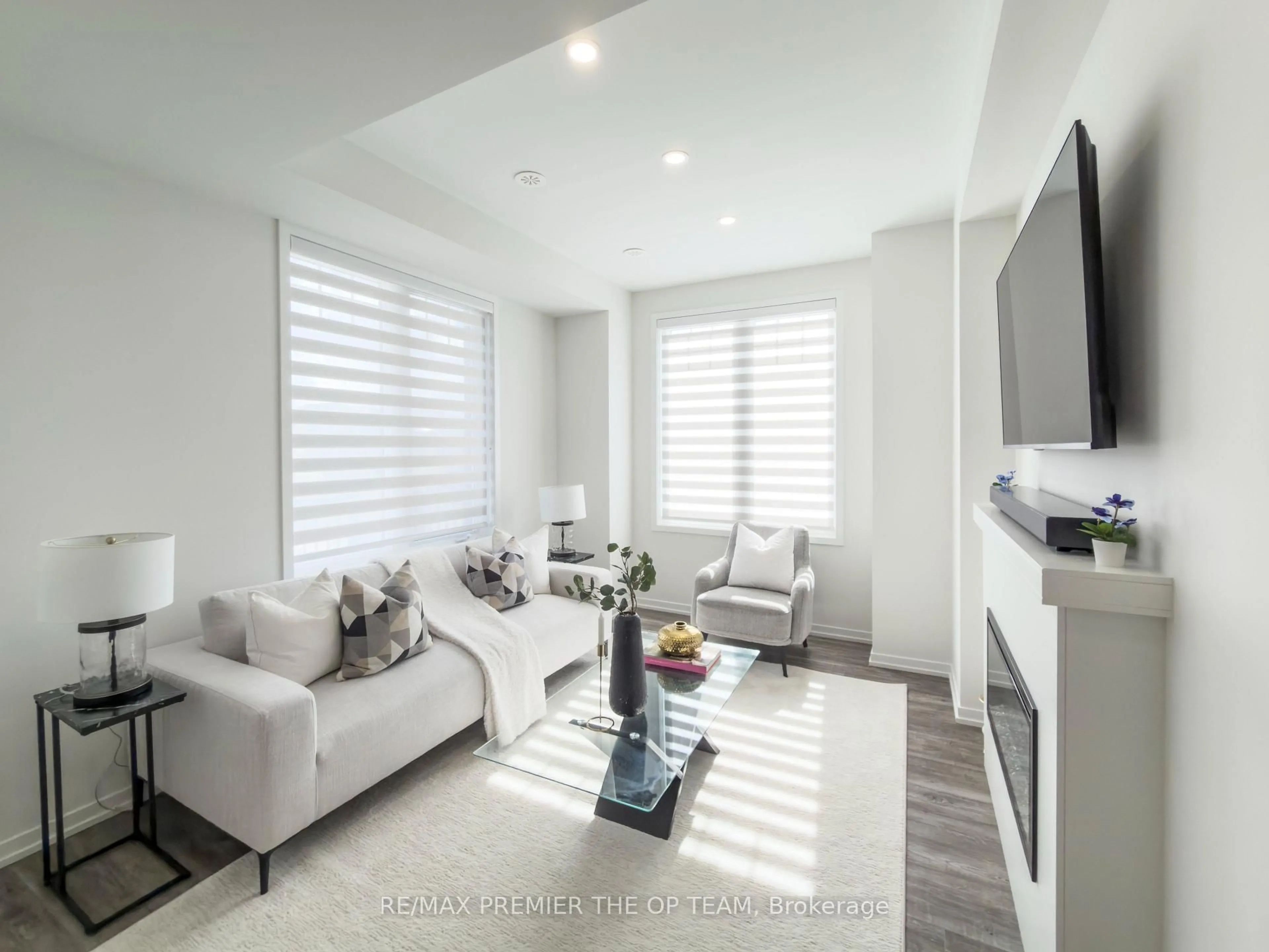 Living room with furniture, unknown for 22 Pierre Berton Blvd, Vaughan Ontario L4H 4V2