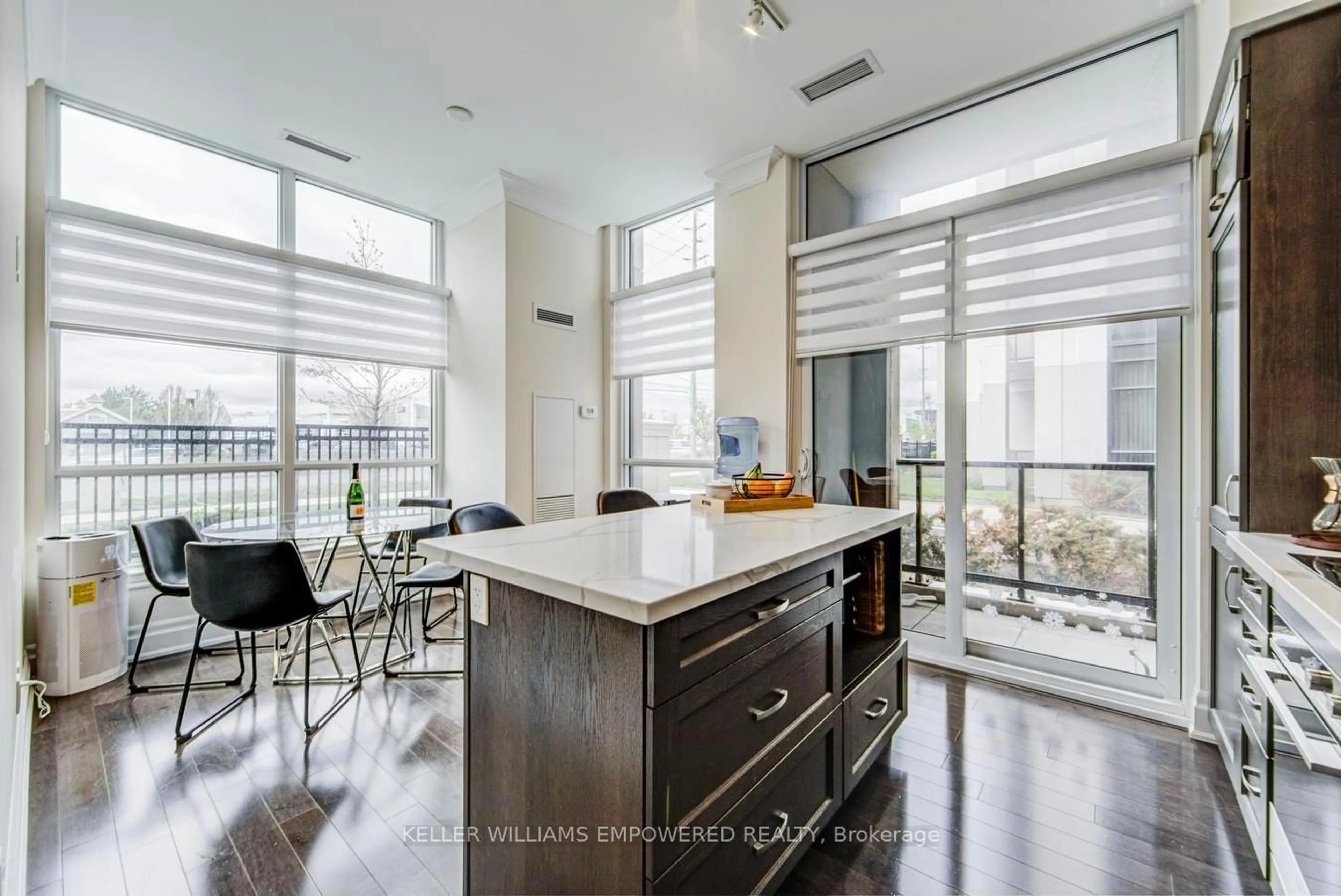 Open concept kitchen, unknown for 9075 Jane St #116, Vaughan Ontario L4K 0L7
