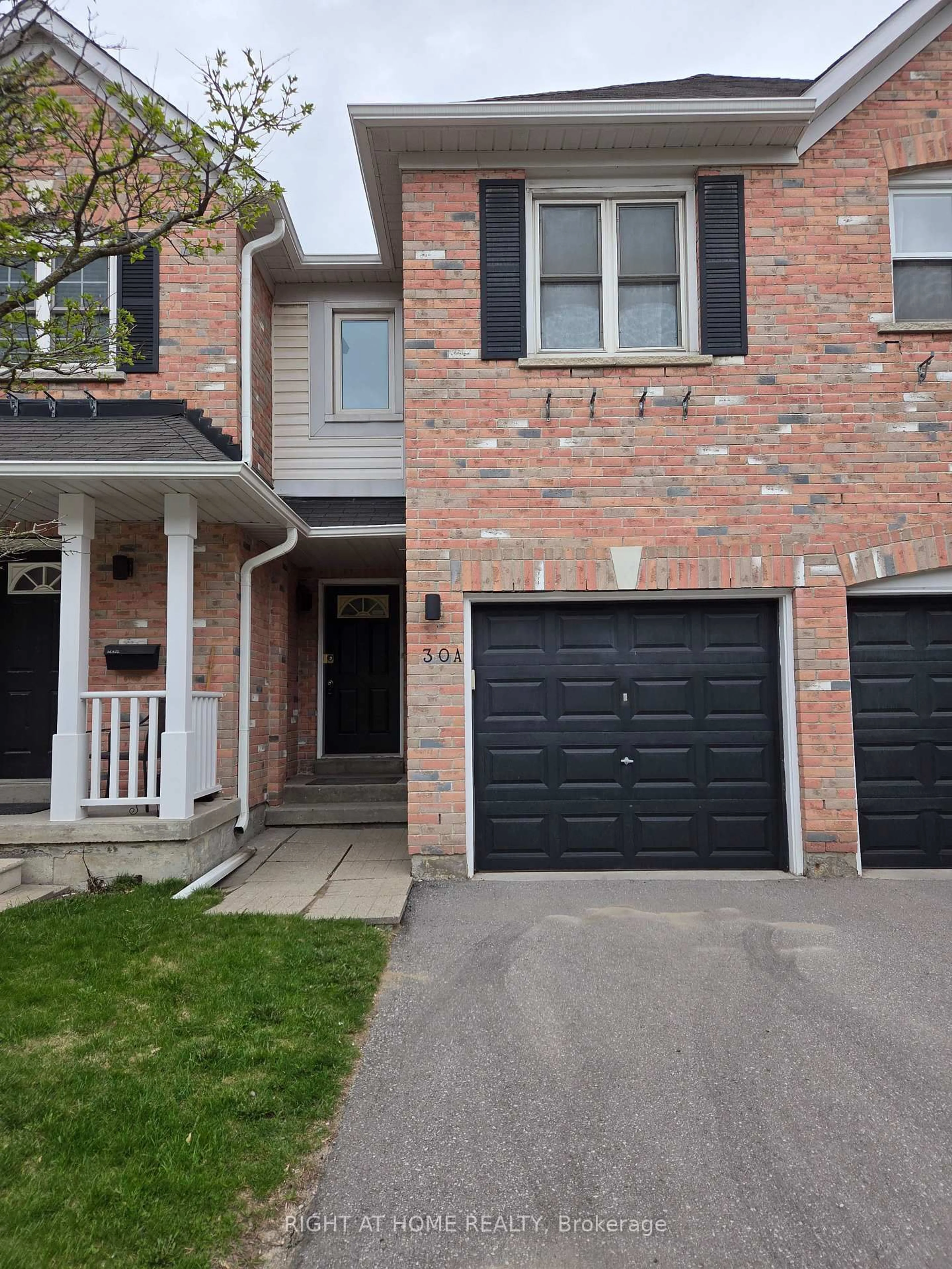 Home with brick exterior material, street for 81 Northern Heights Dr, Richmond Hill Ontario L4B 4C9